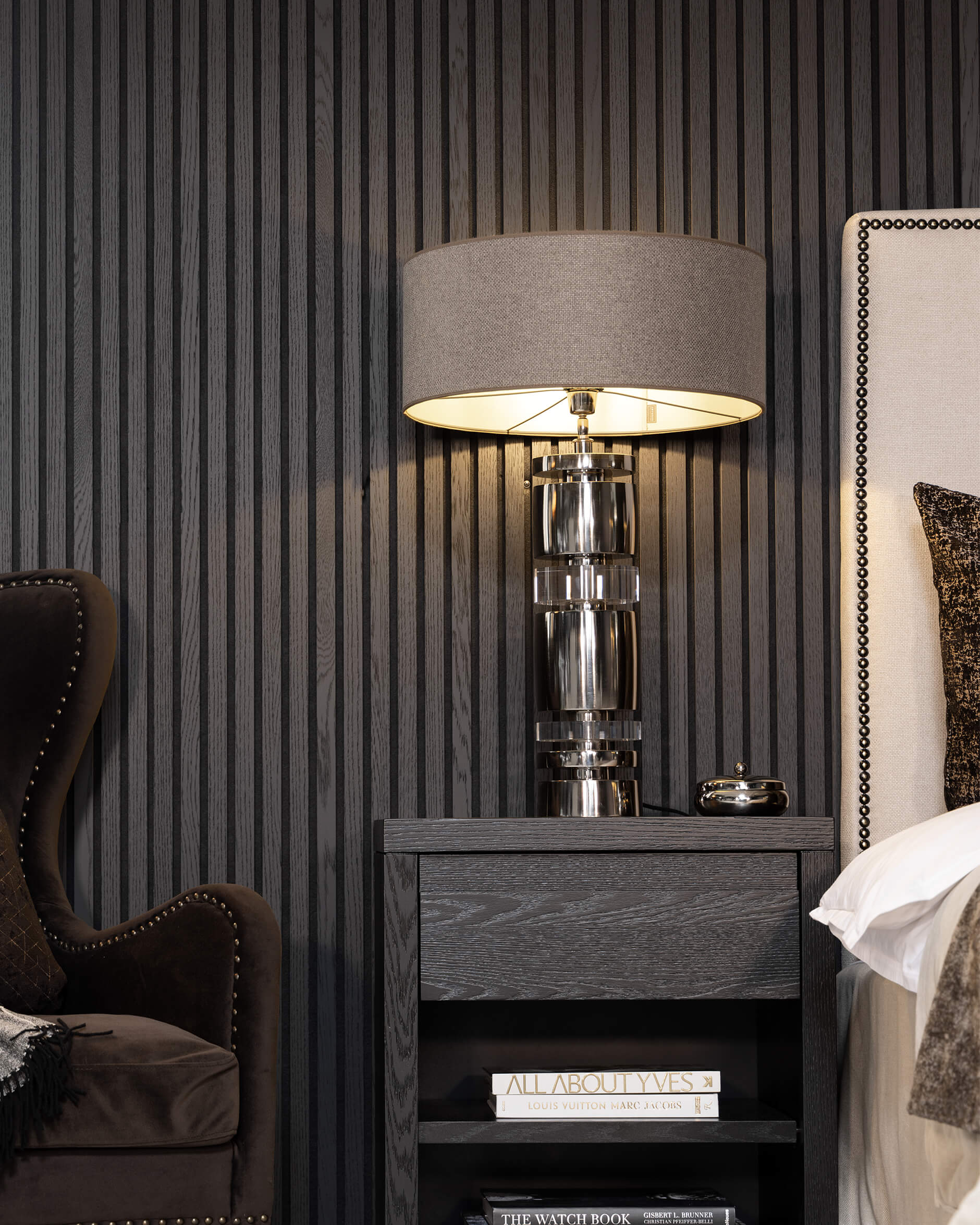 Armando plexi bordslampa svart nickel