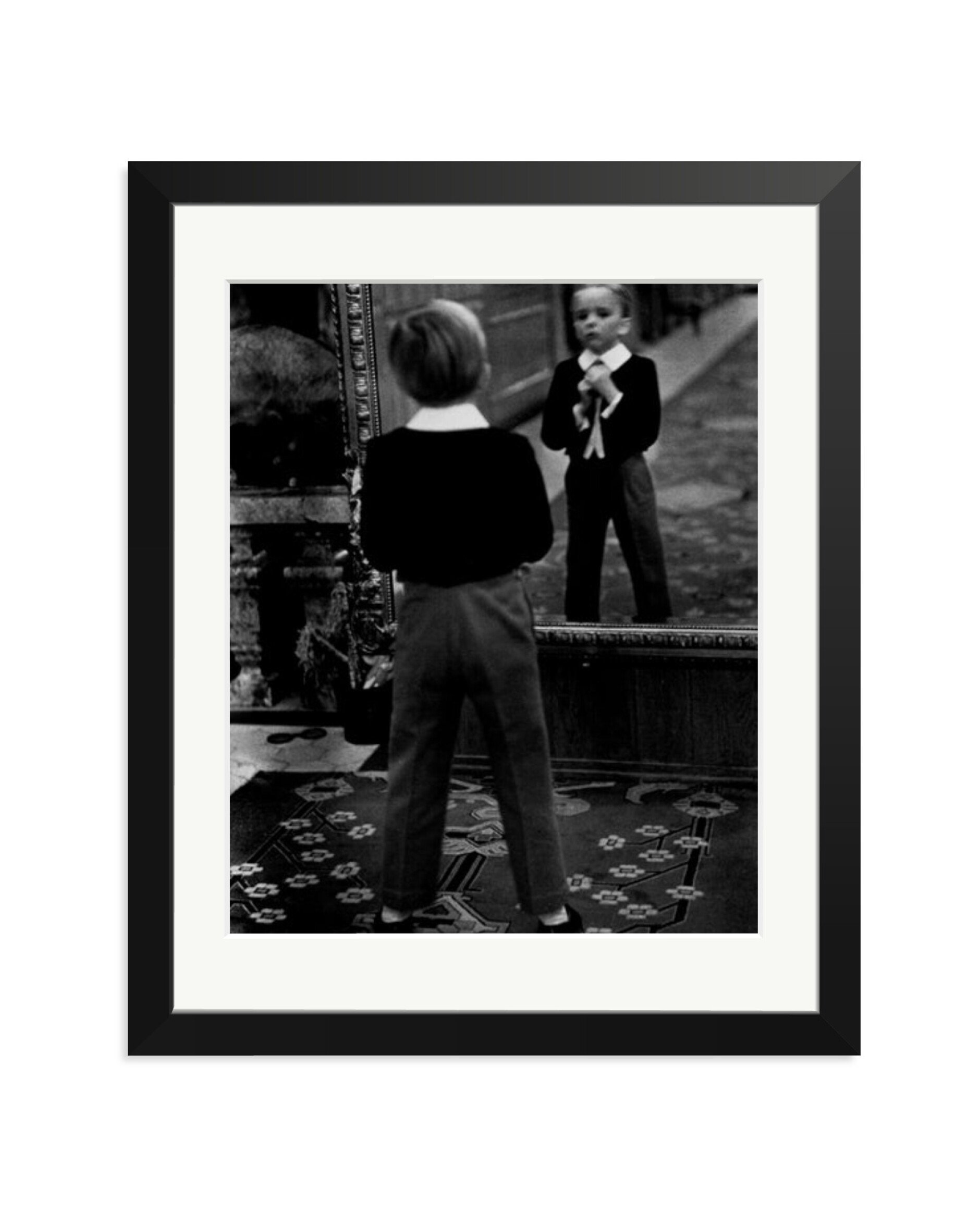 English Boy at Grand Hotel Black / Medium