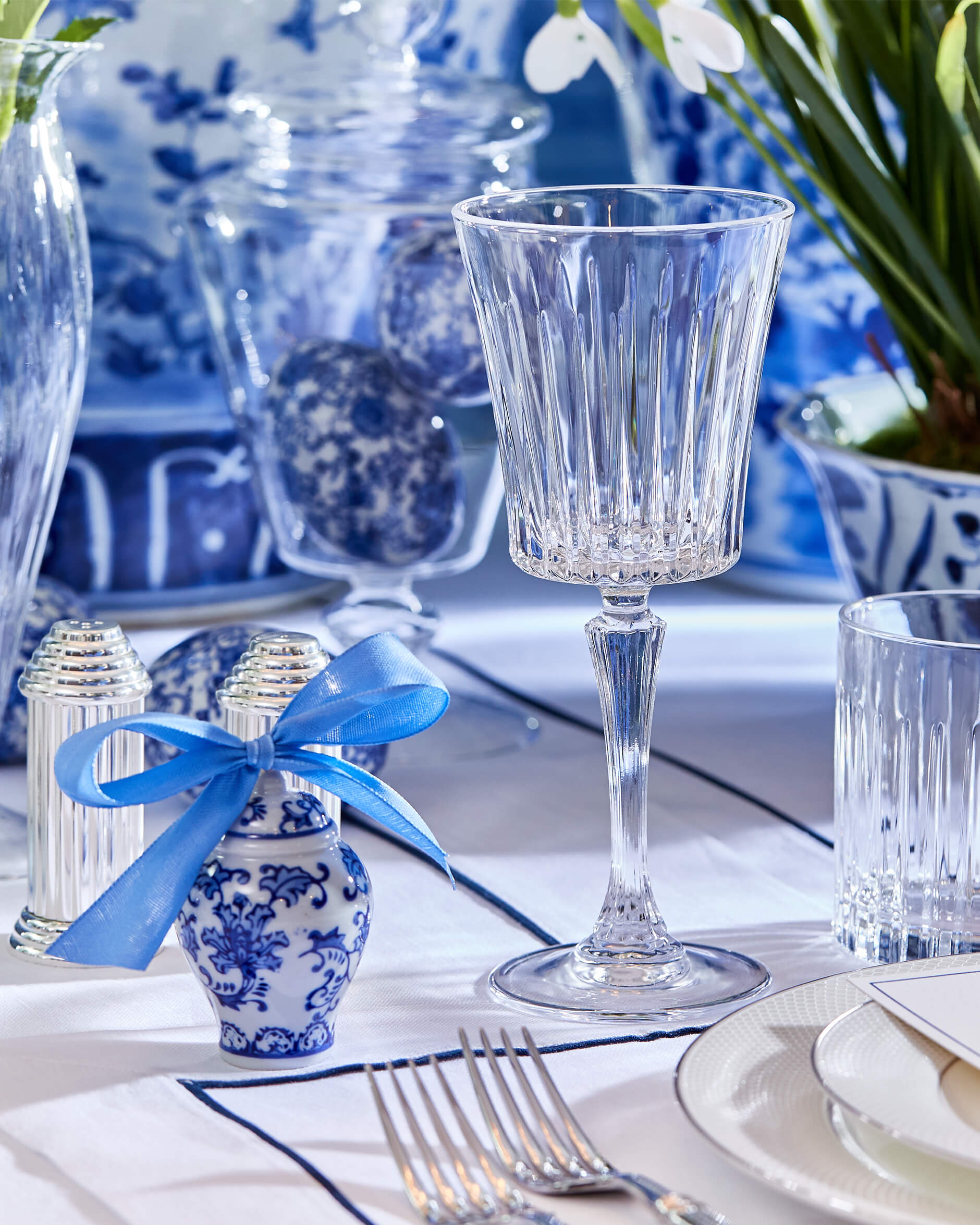 Versailles Urn Decoration 4-pack