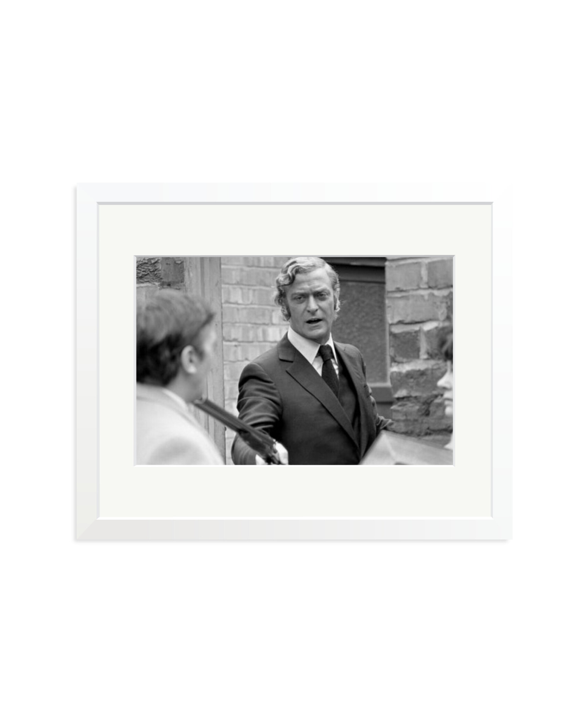 Caine On Set White / Medium