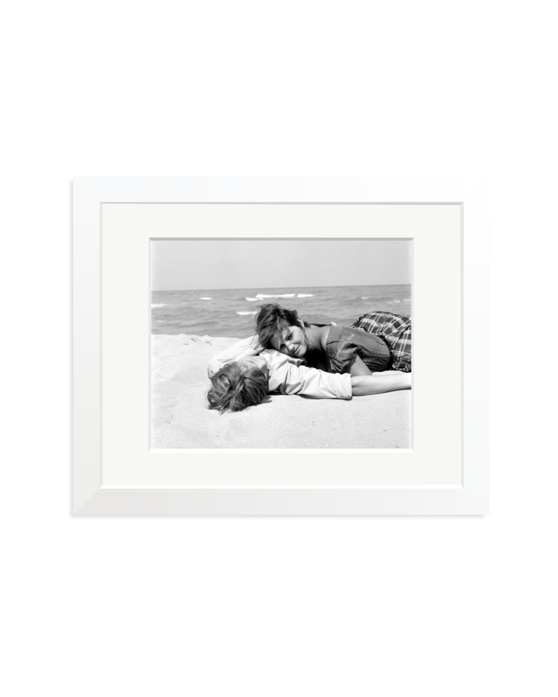Jacques Perrin and Claudia Cardinale White / Small