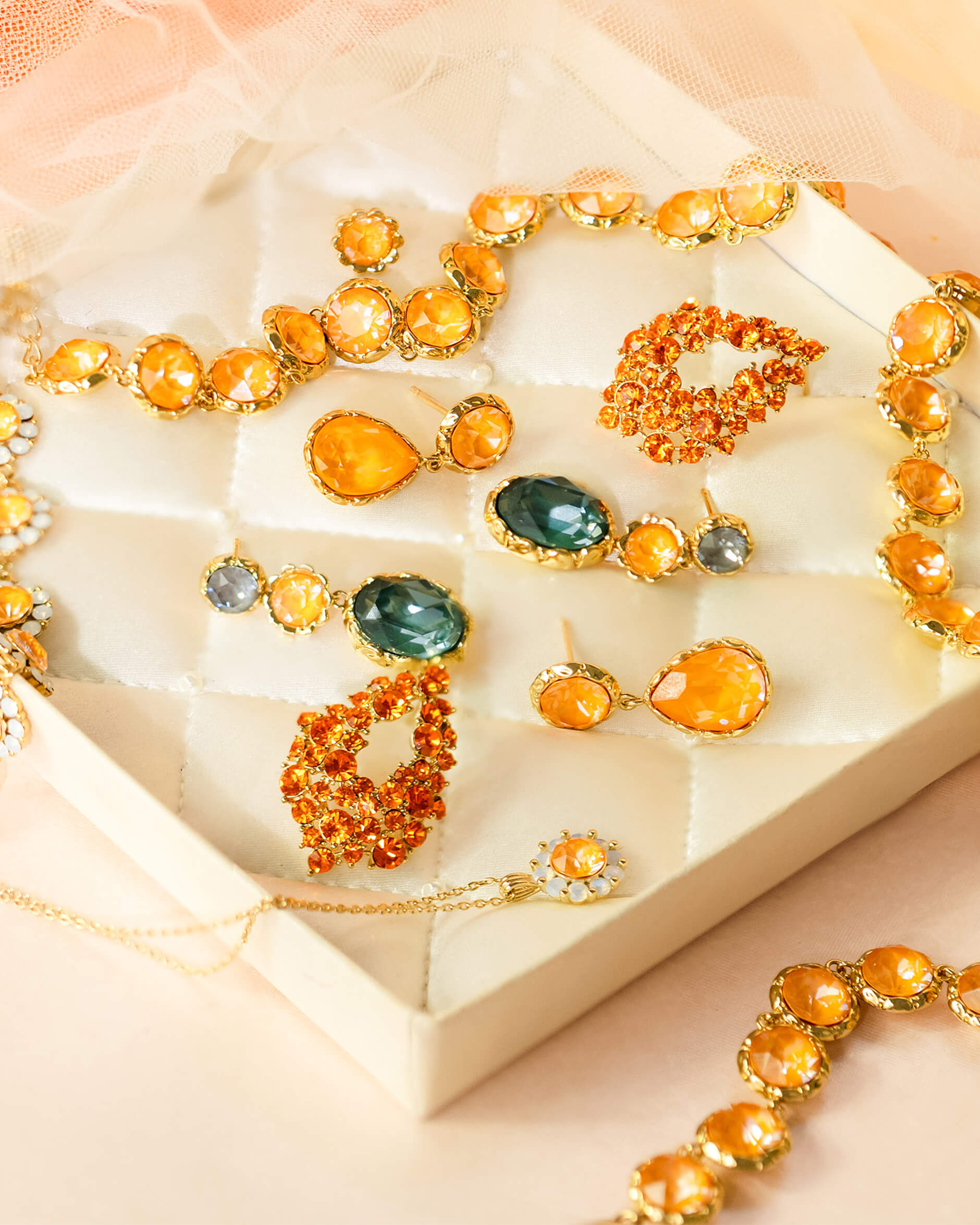 New Miss Sofia halsband tropical