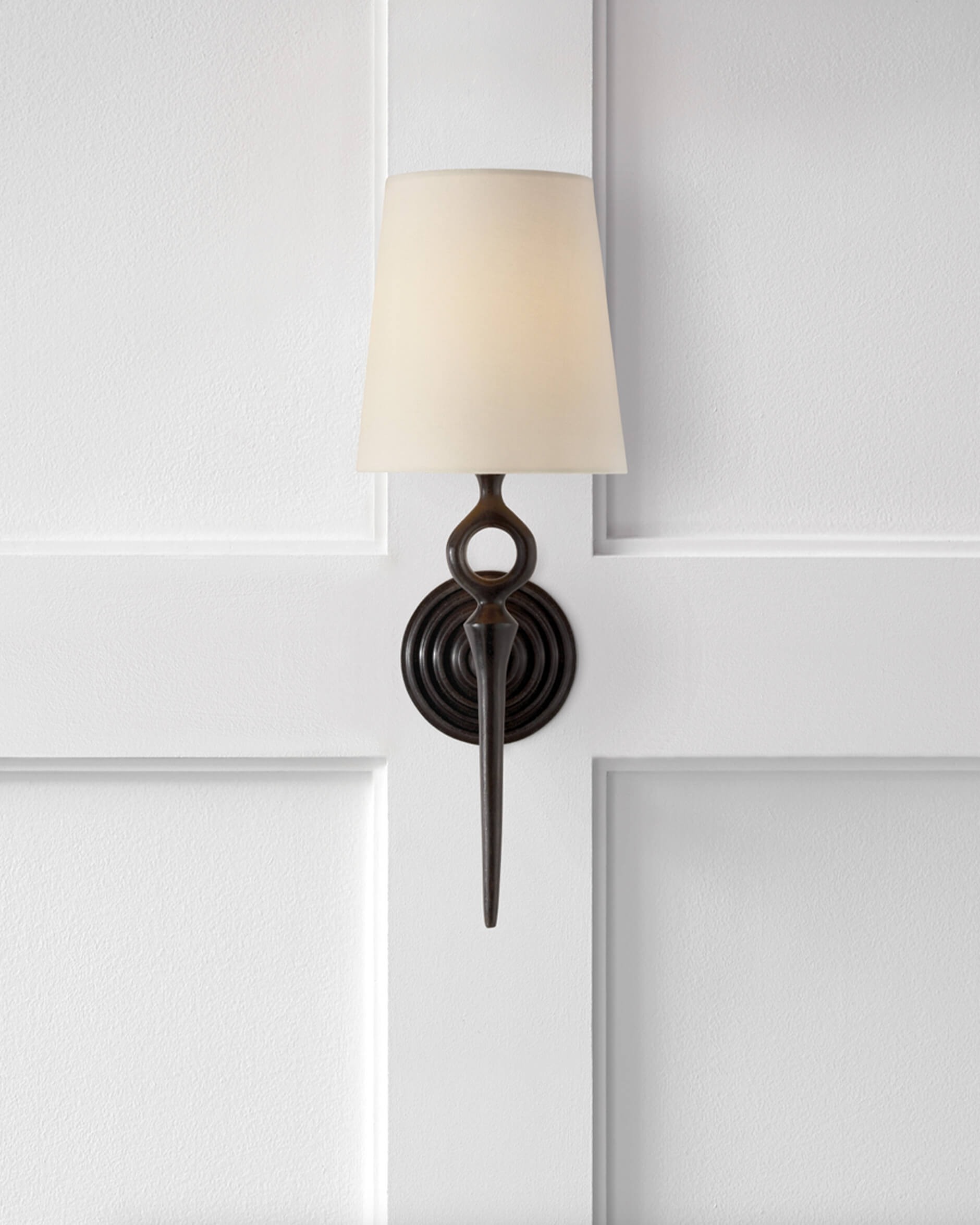 Bristol vägglampa svart