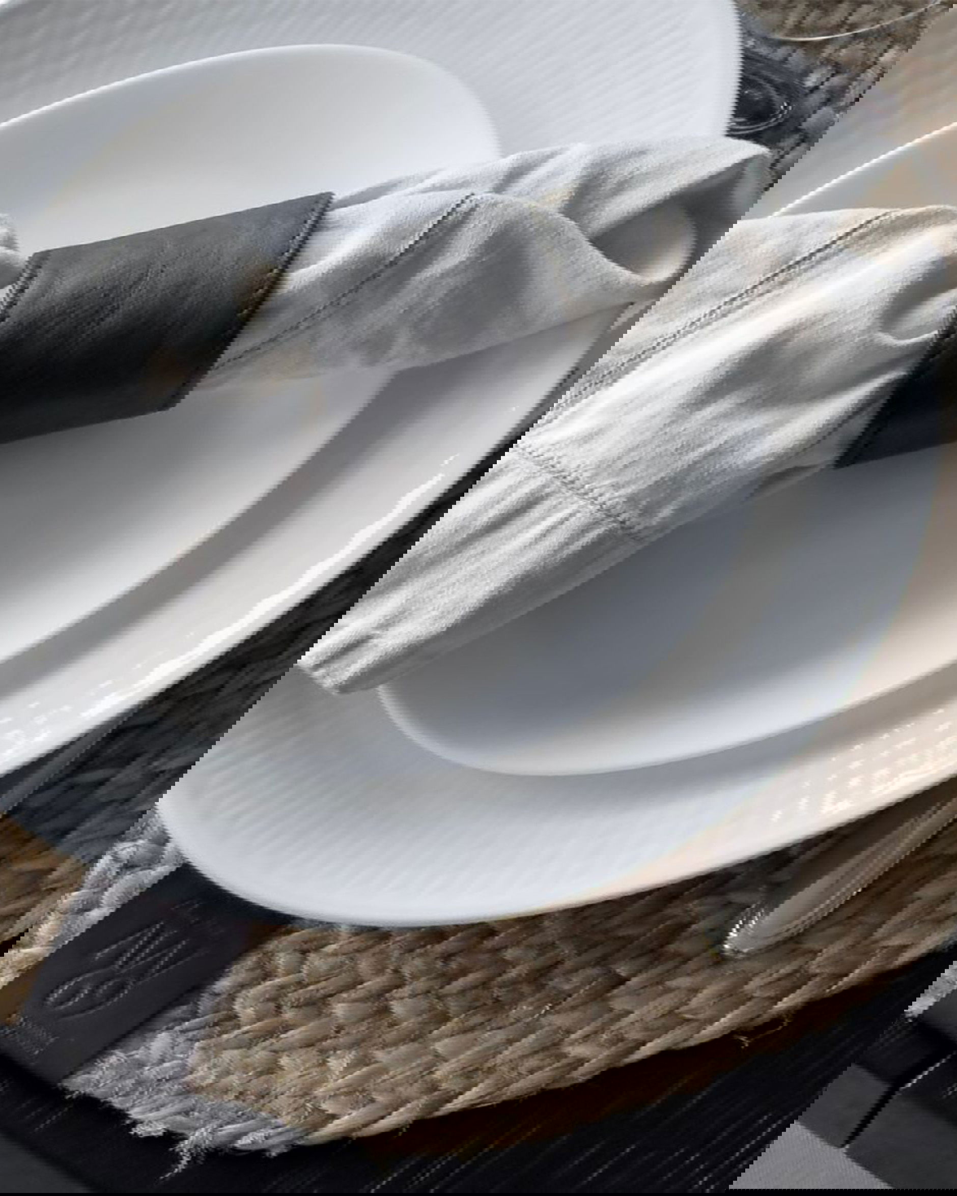 Nero serviettringer svart 4-pk