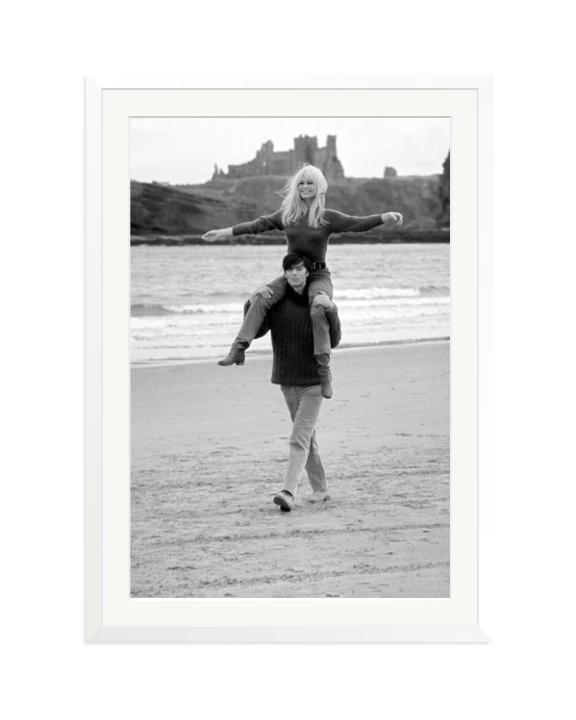 Bardot and Terzieff White / XXL