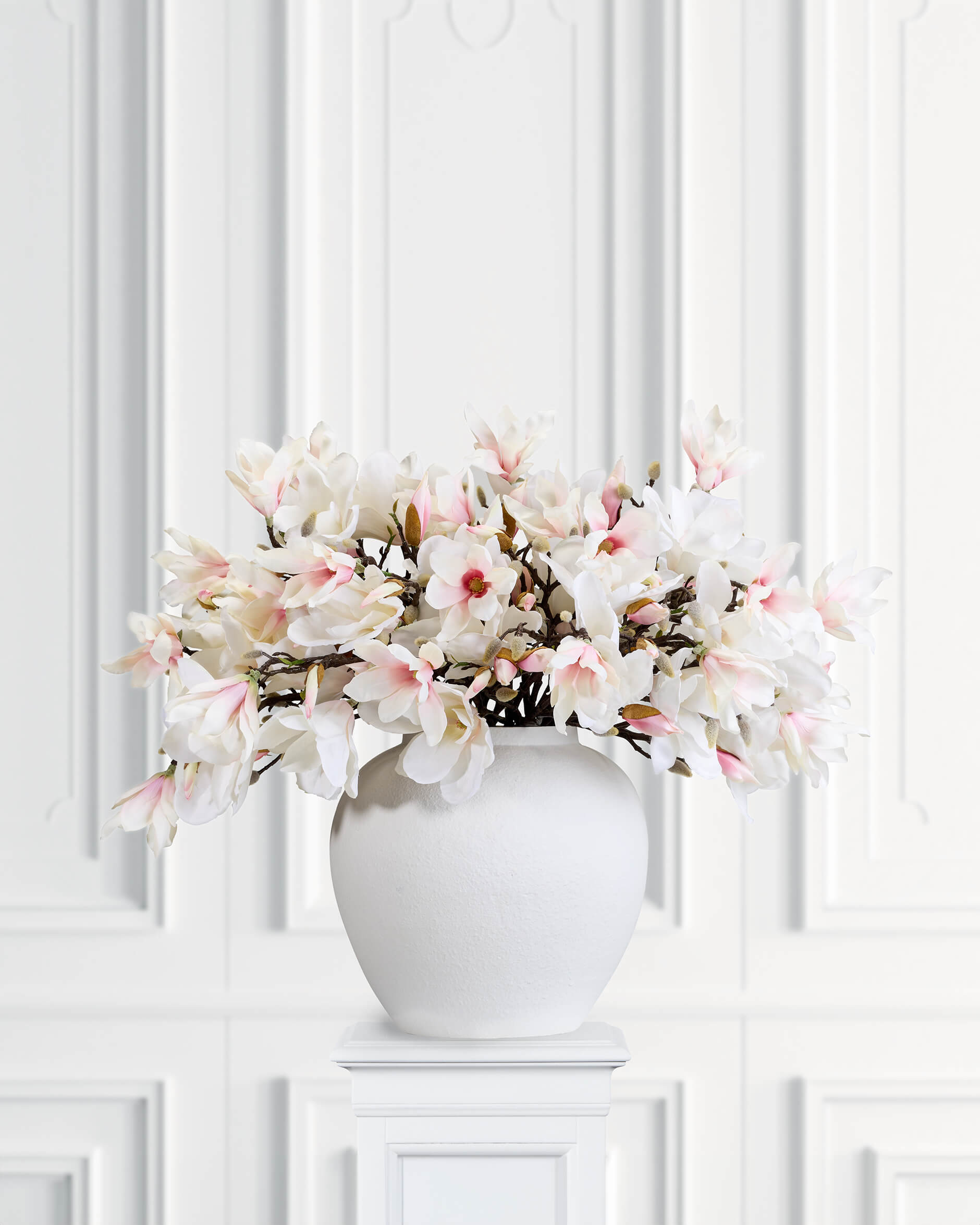 Magnolia Schnittblume weiß-rosa