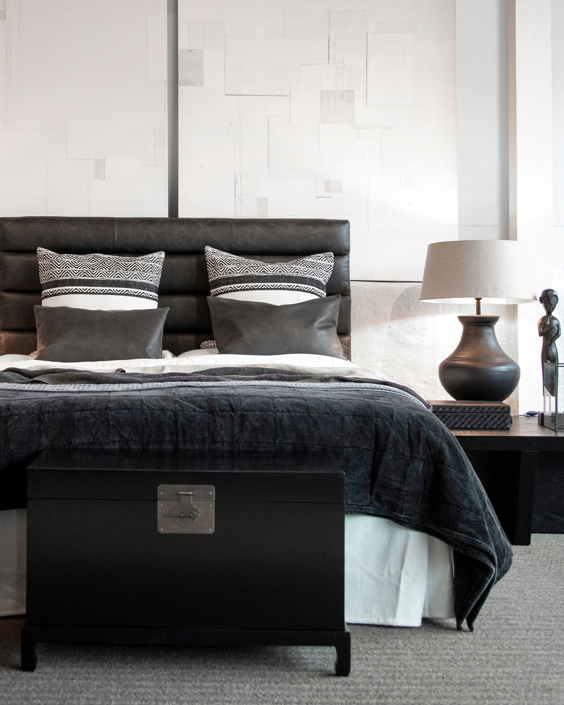 Lisbon sänggavel svart