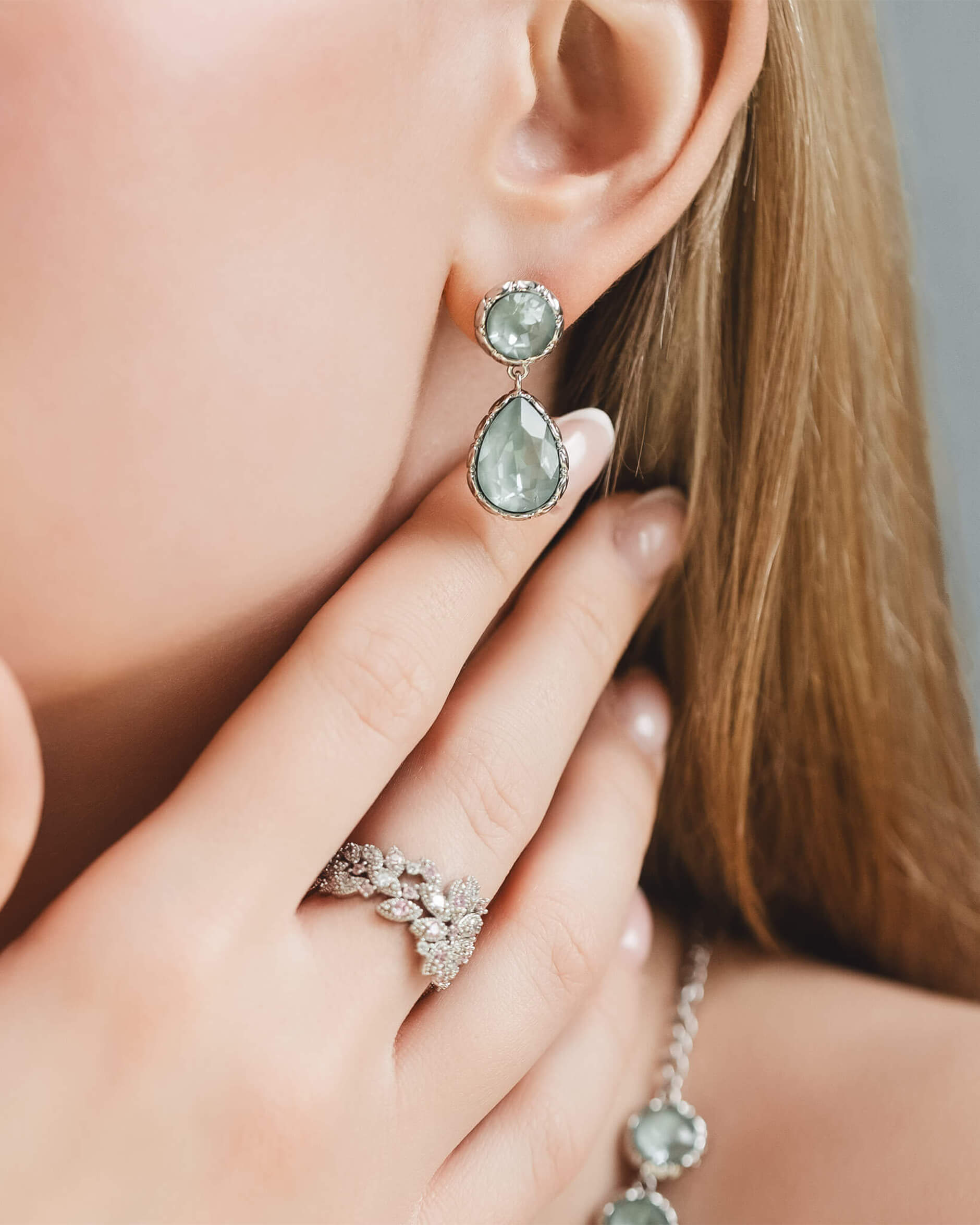 Victoria Raindrop örhängen agave