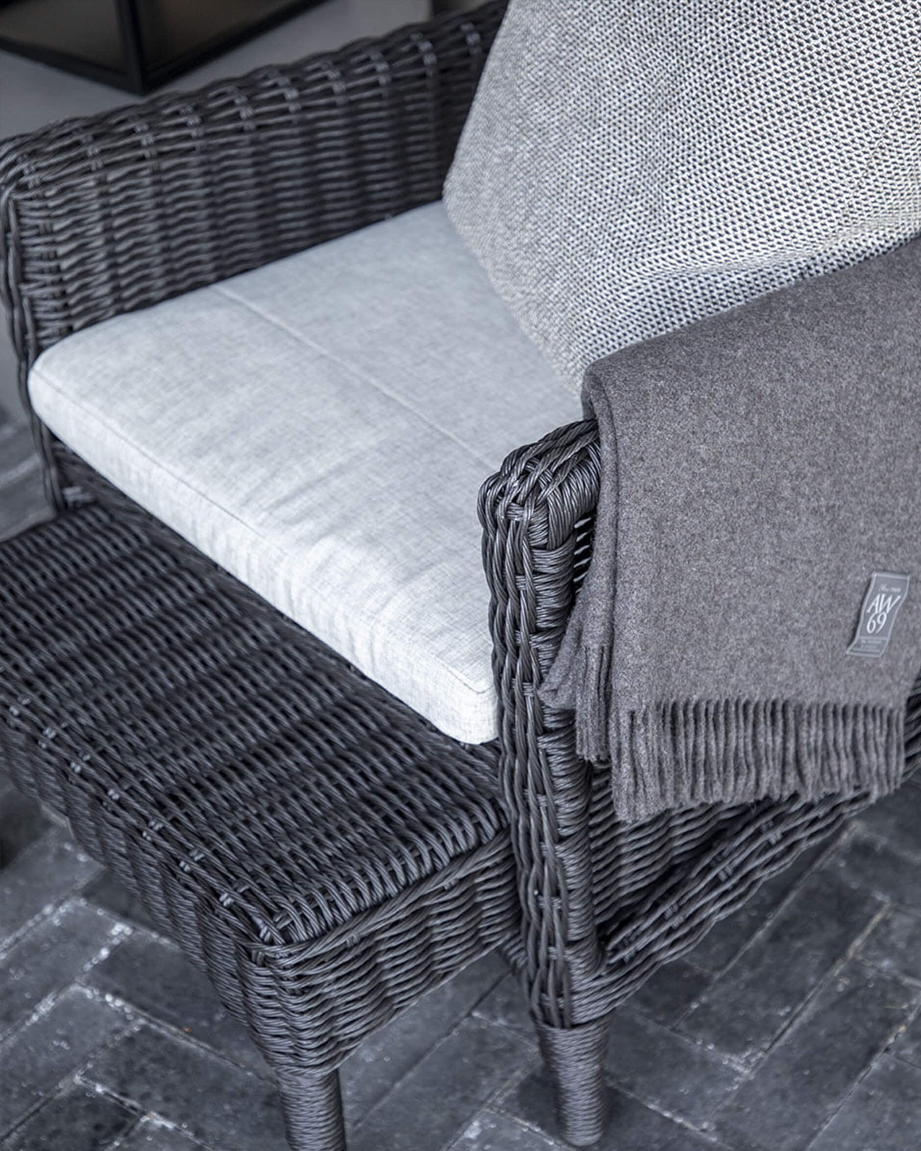 Tampa solsäng svart