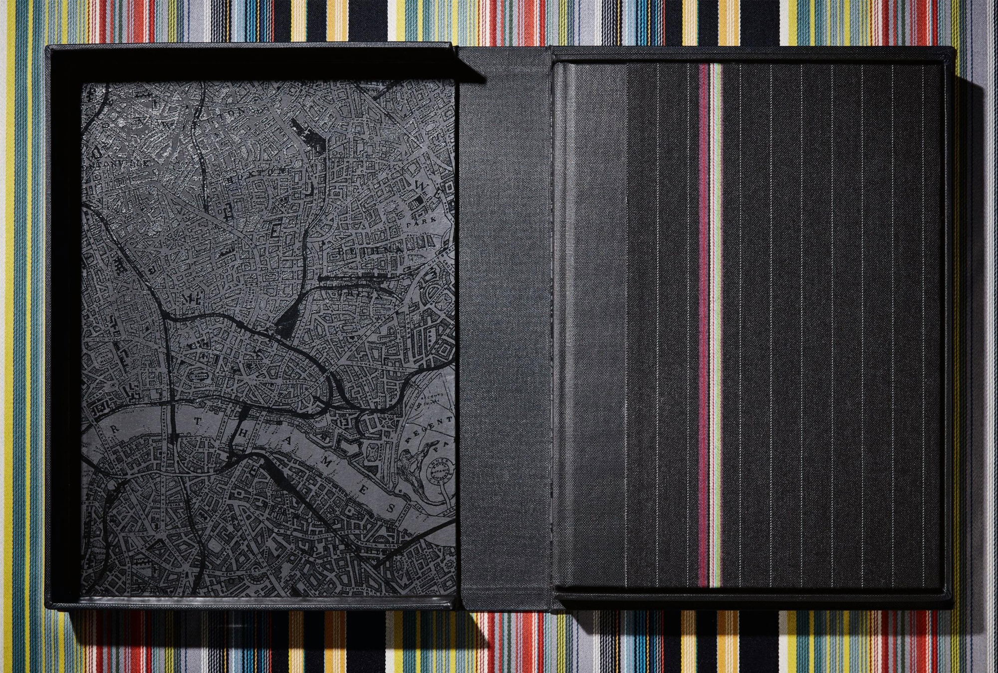 London. Portrait of a City, Paul Smith Edition No. 1–500 ‘Piccadilly Circus’