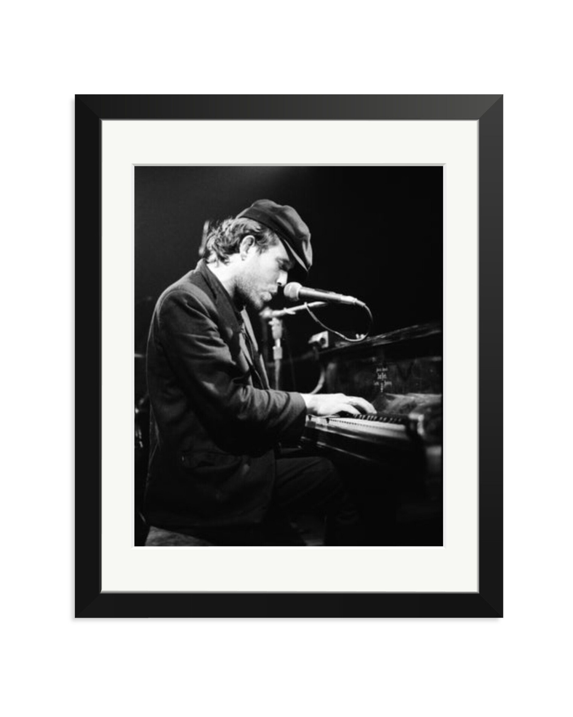 Tom Waits Live Black / Medium