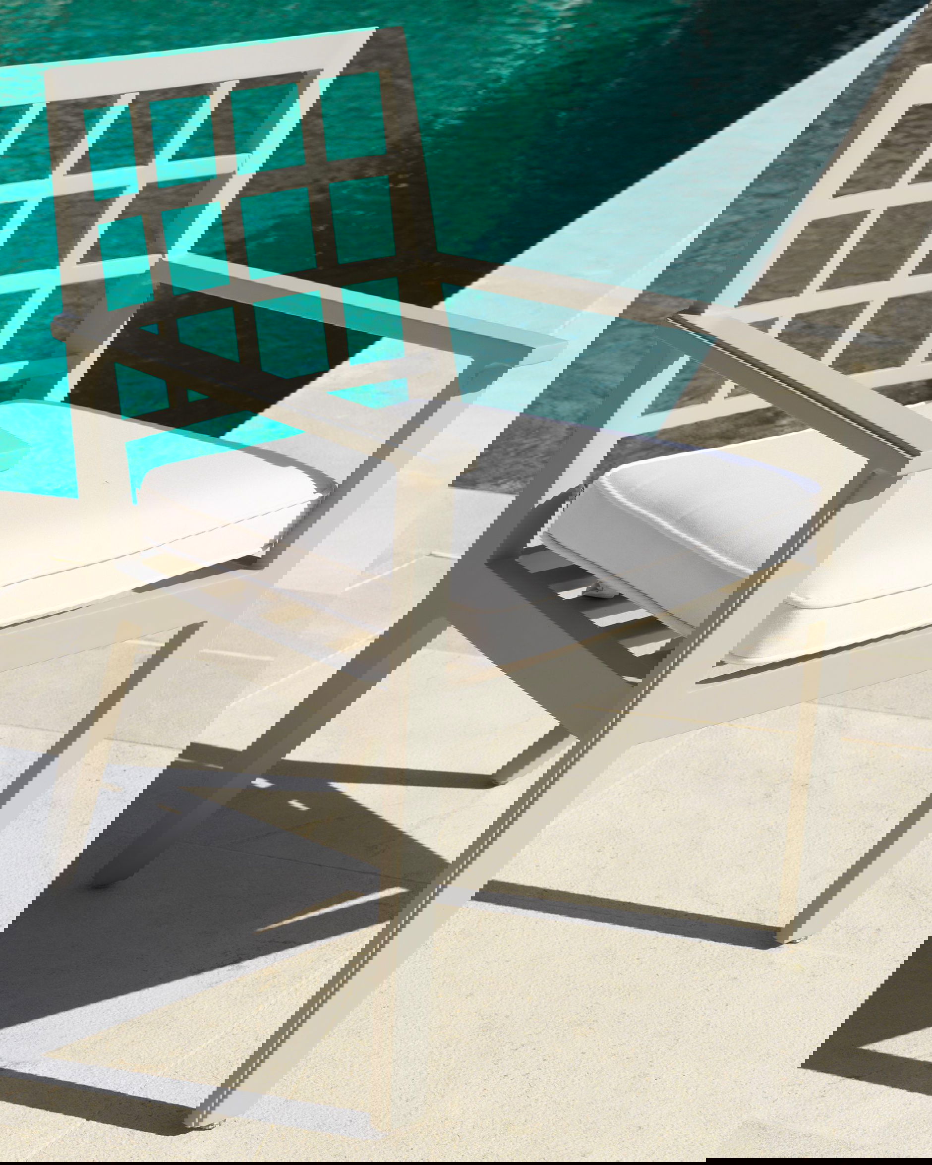 Cap-Ferrat matstol sand