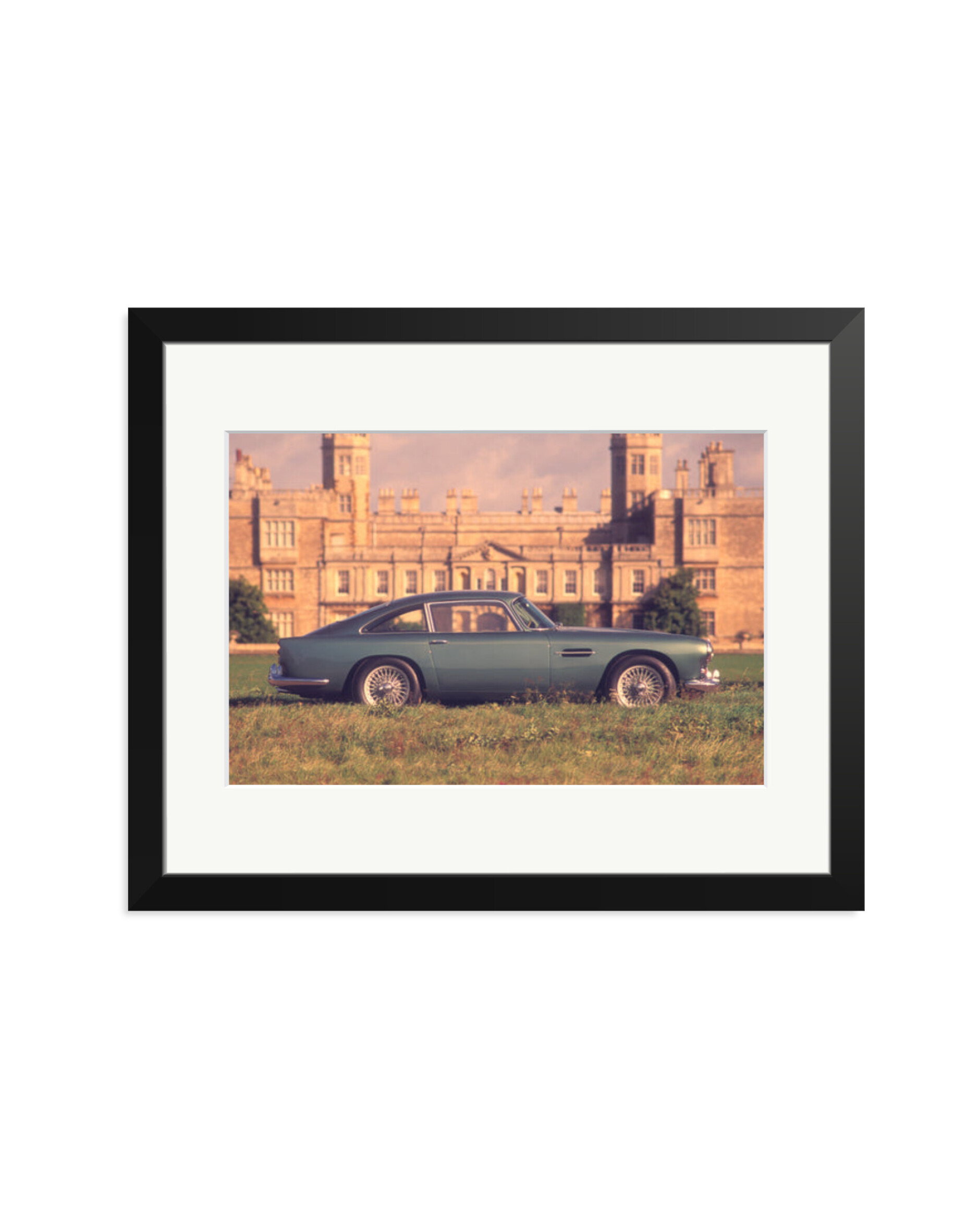 1961 Aston Martin Black / Medium