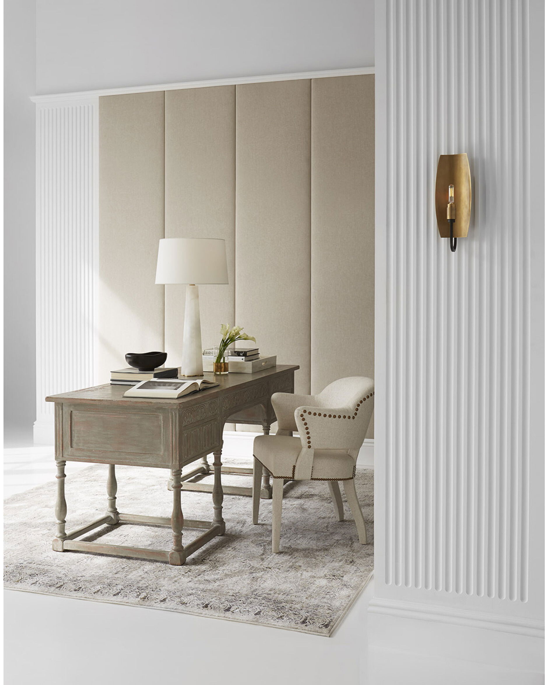 Adeline Large Quatrefoil Table Lamp Alabaster