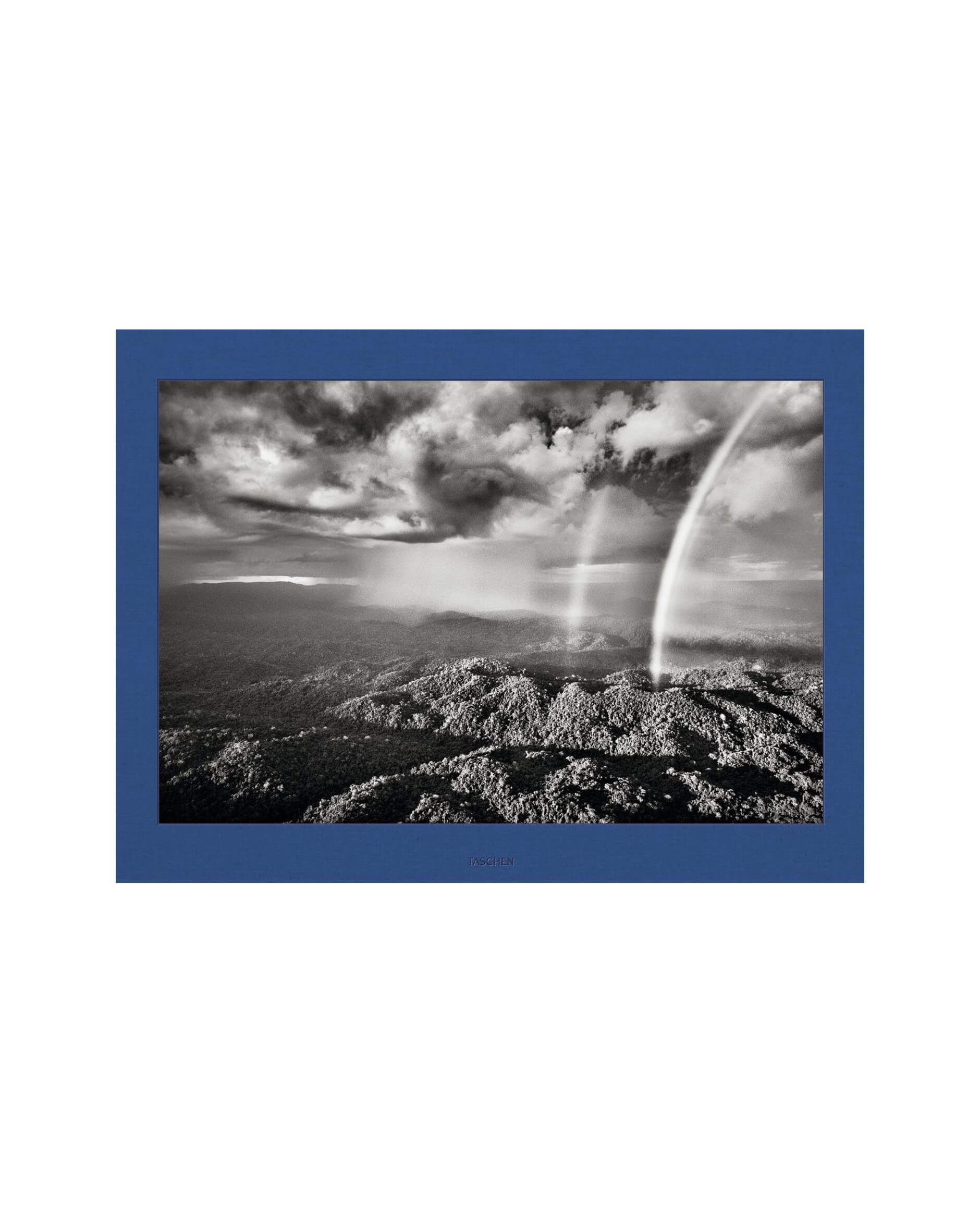 Sebastião Salgado. Amazônia. SUMO