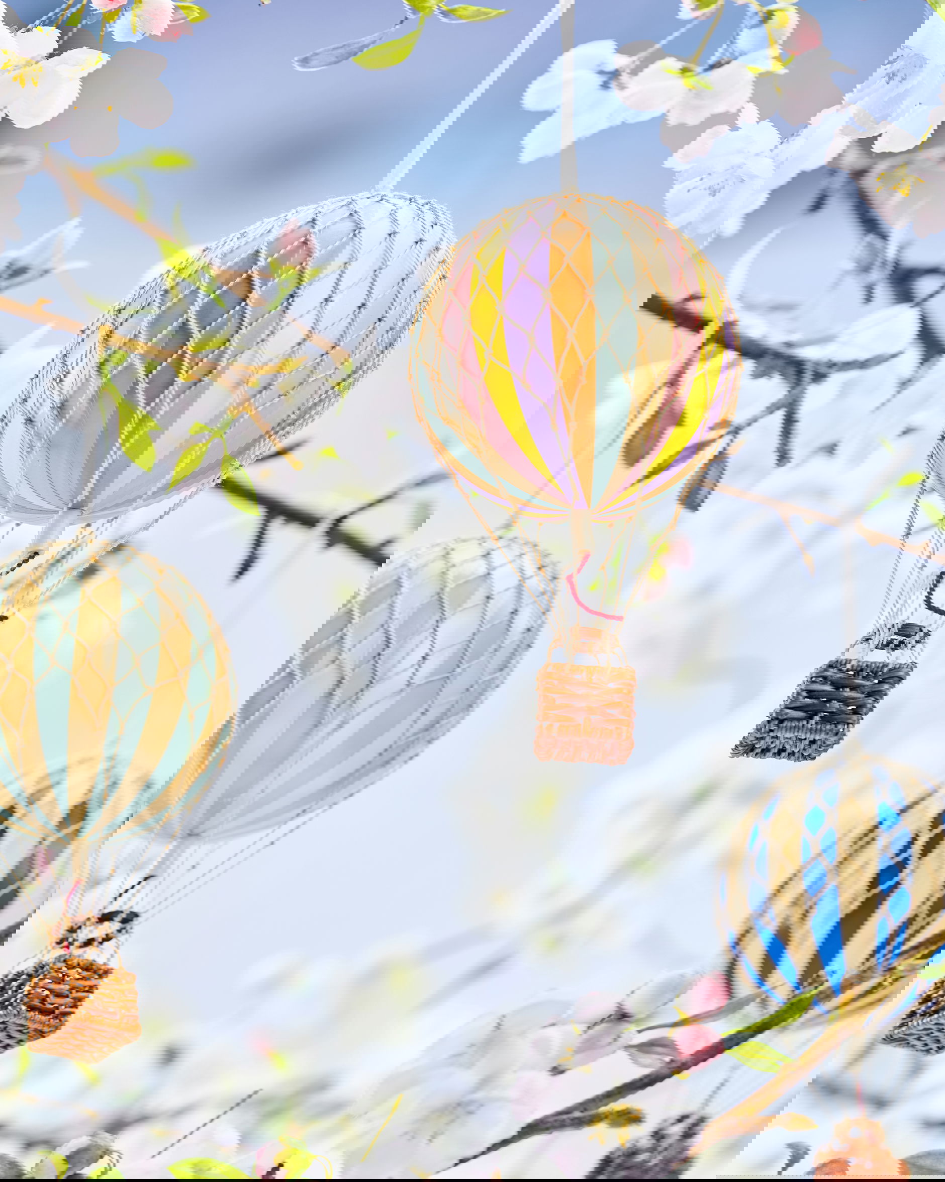 Floating The Skies, Rainbow Pastel