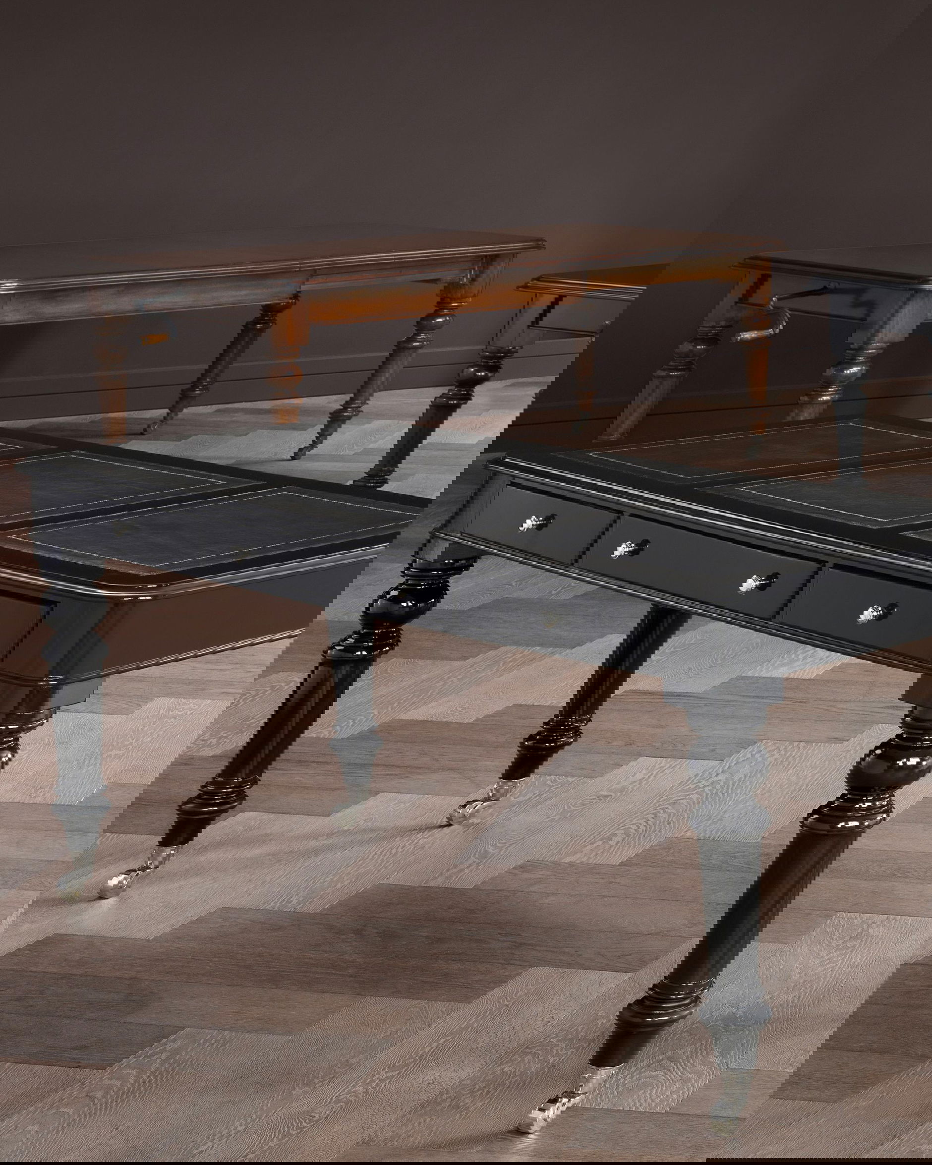 Buckingham skrivbord svart  OUTLET