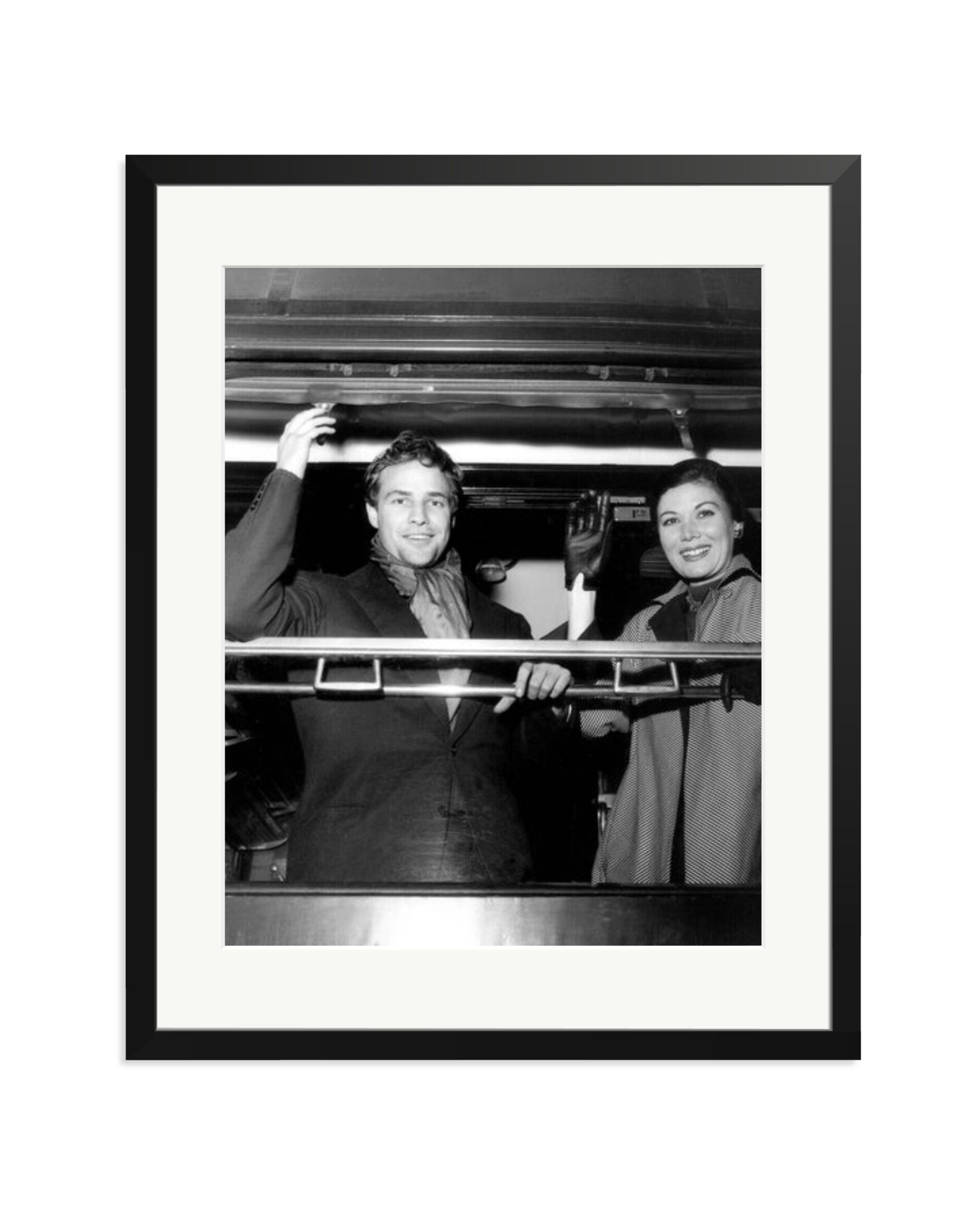 Marlon Brando and Rakia Ibrahim Black / XL
