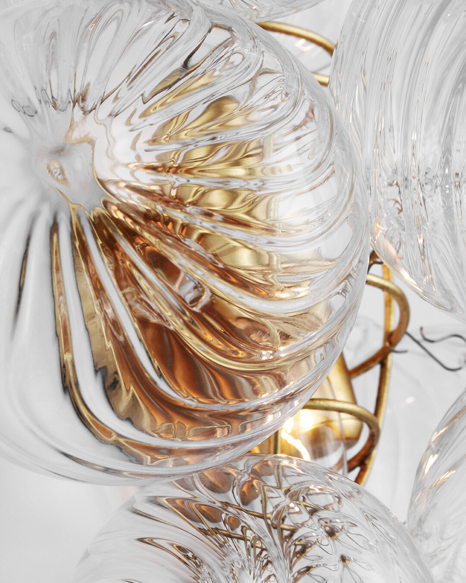 Talia vägglampa guld M