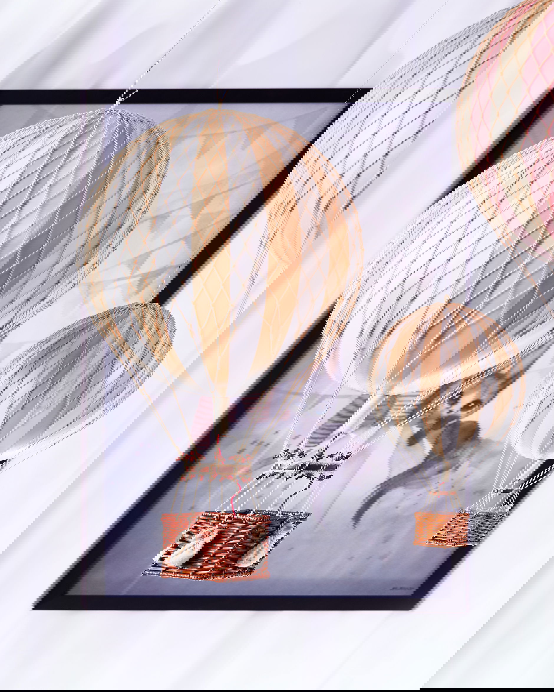 Royal Aero, White/Ivory