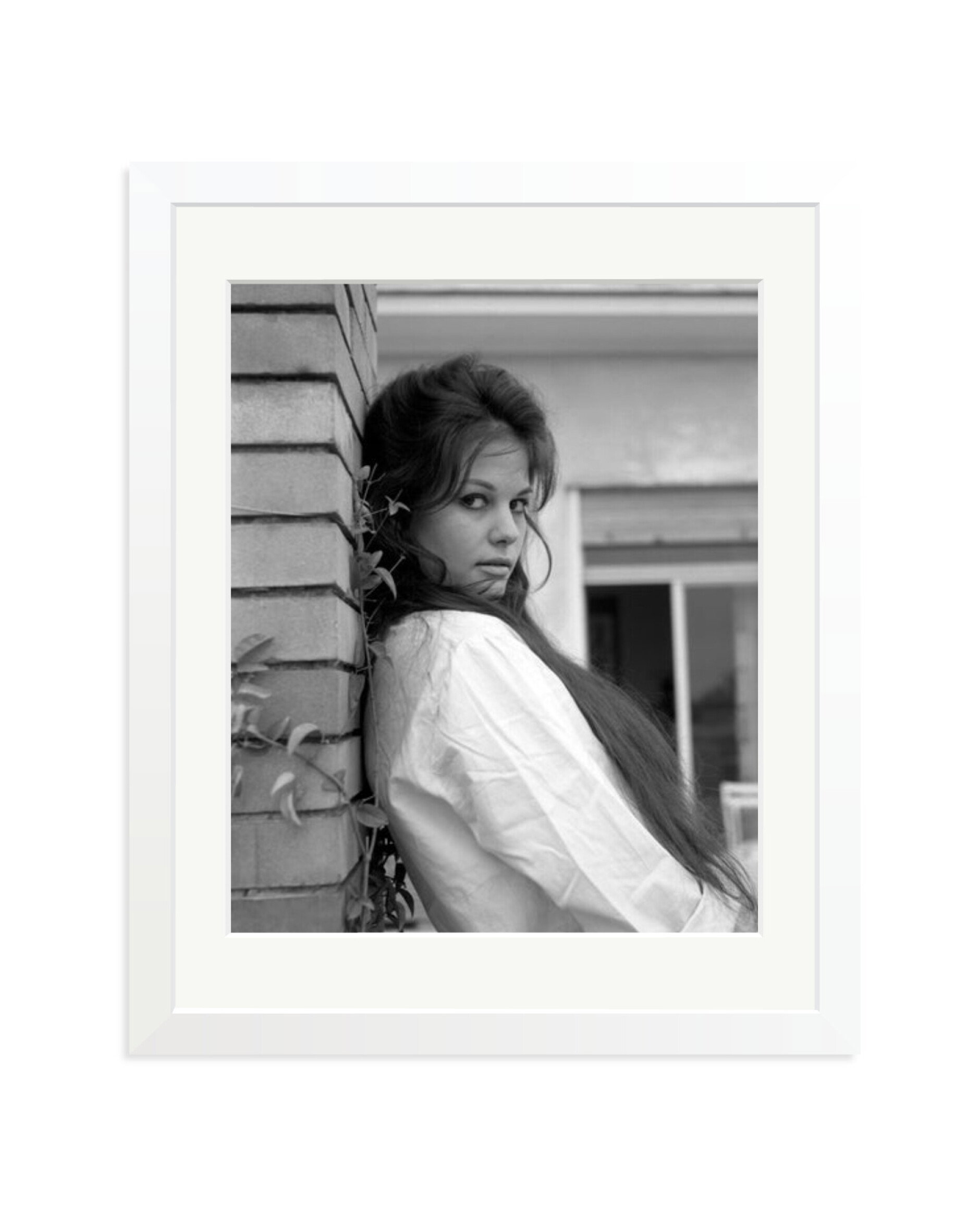 Claudia Cardinale, 1959 White / Medium