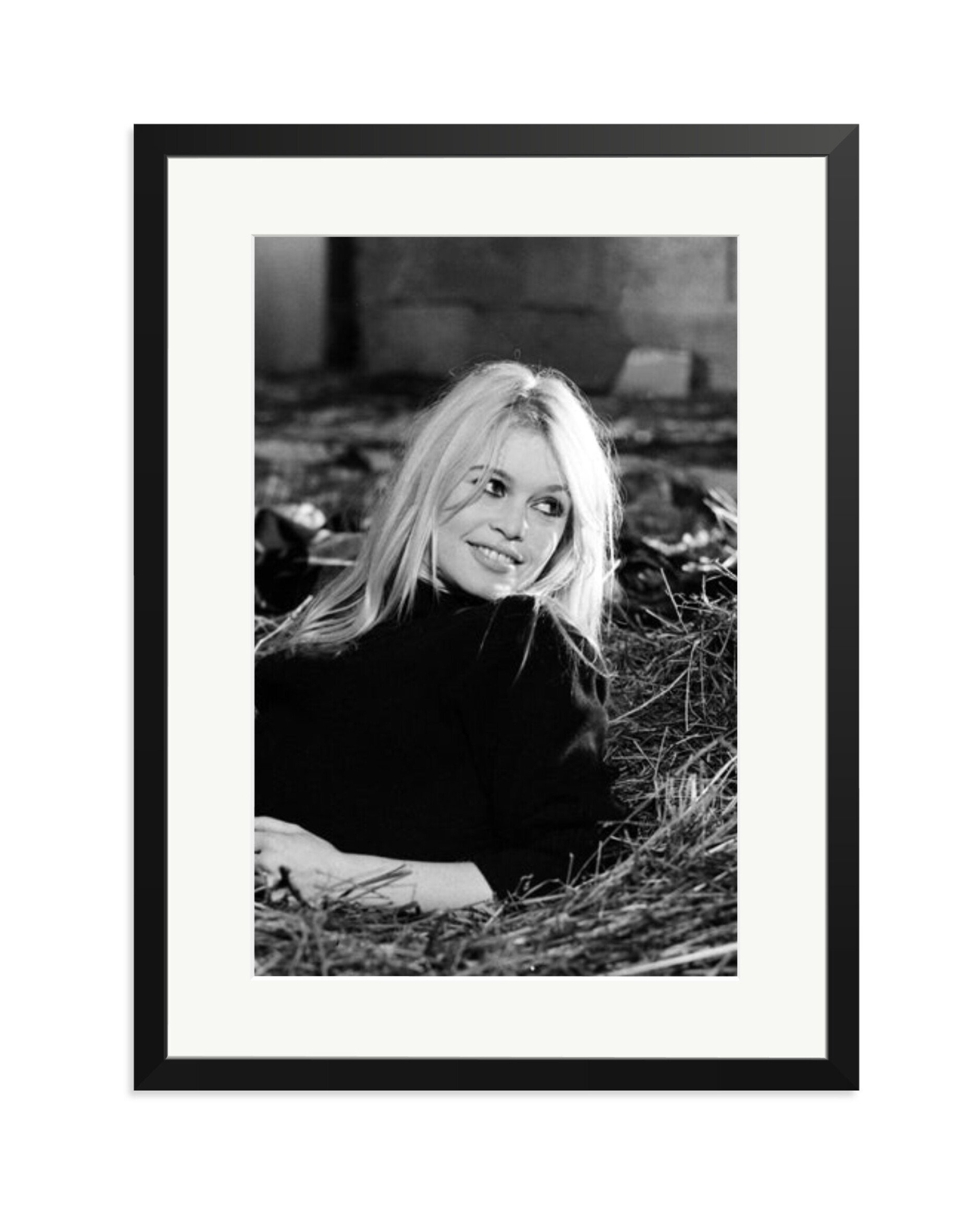 Brigitte on the set of 'A Coeur joie' Black / XL