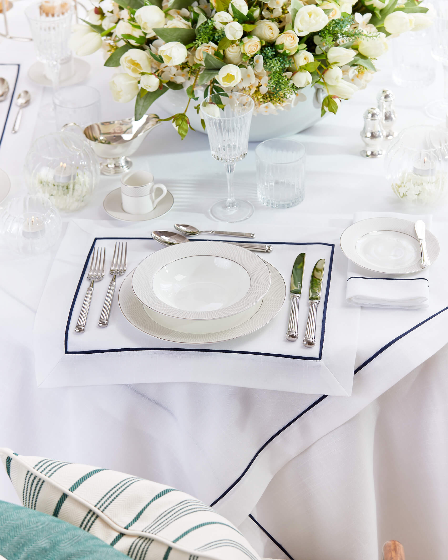 Castleford bordstablett vit/blå