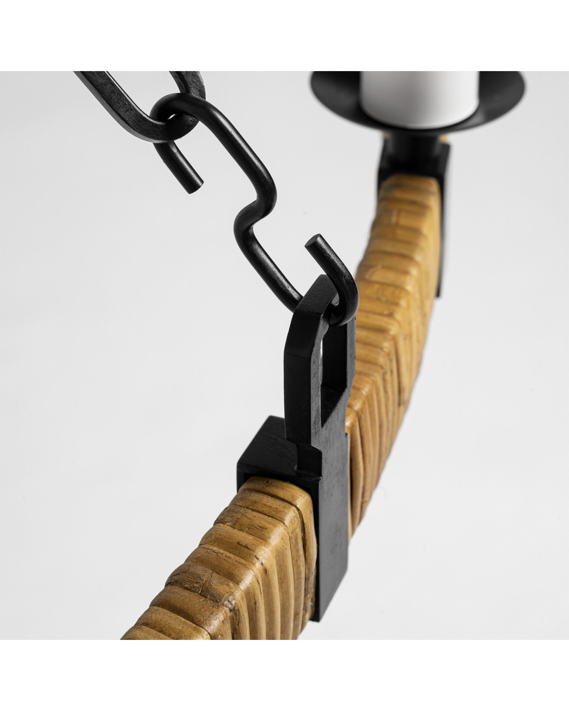 Darlana wrapped taklampa rund aged iron L