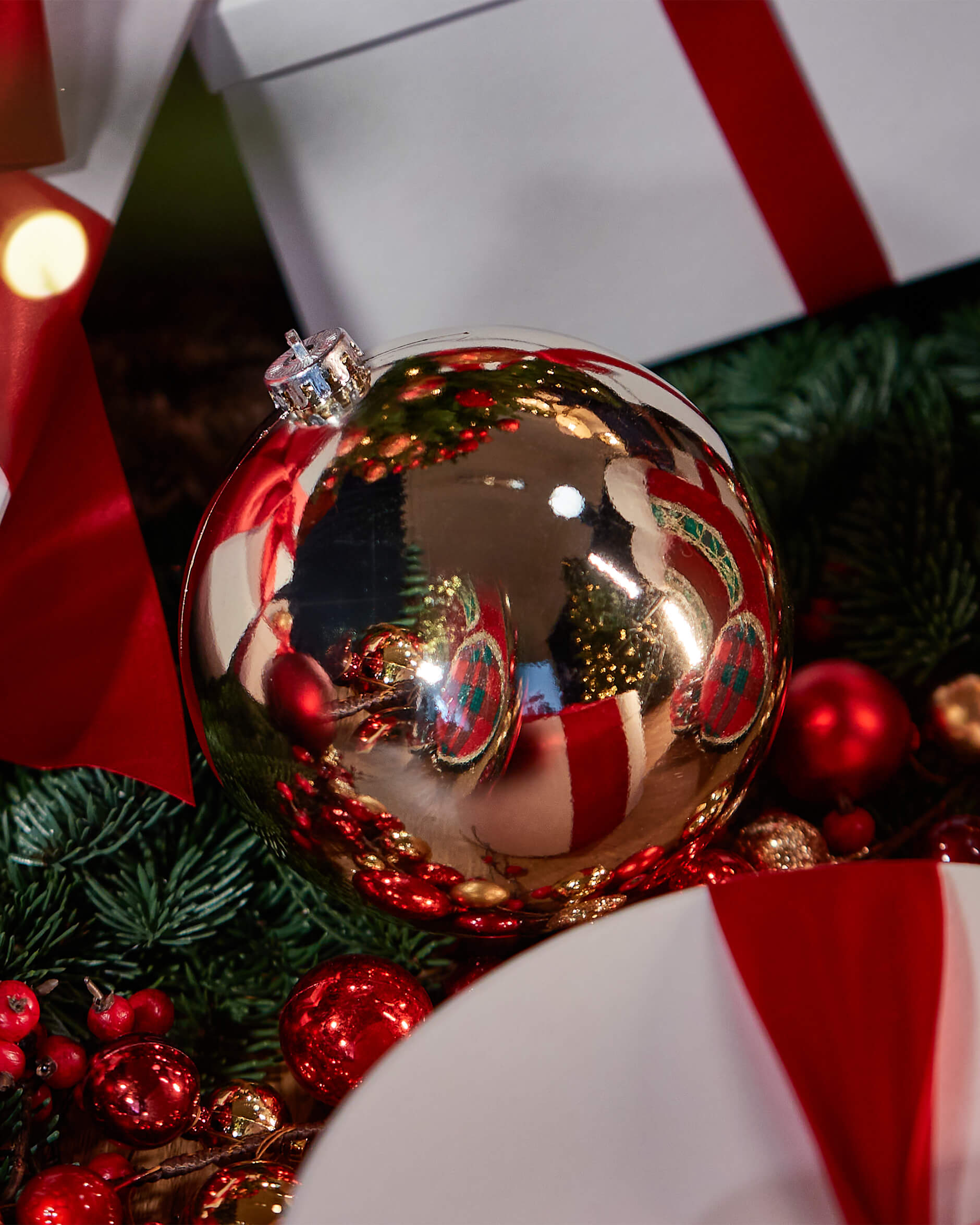 Lucy Weihnachtskugel Champagner 15cm