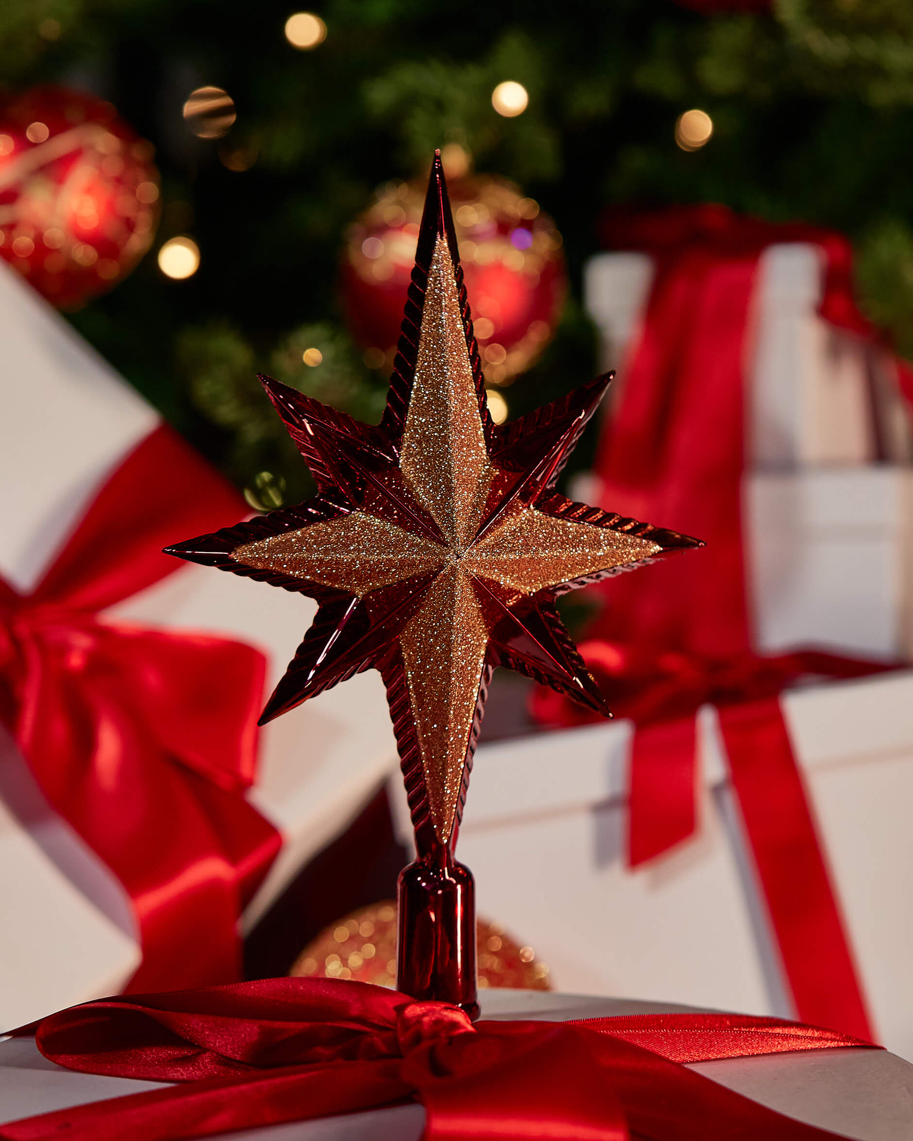 Marguerite toppstjärna röd