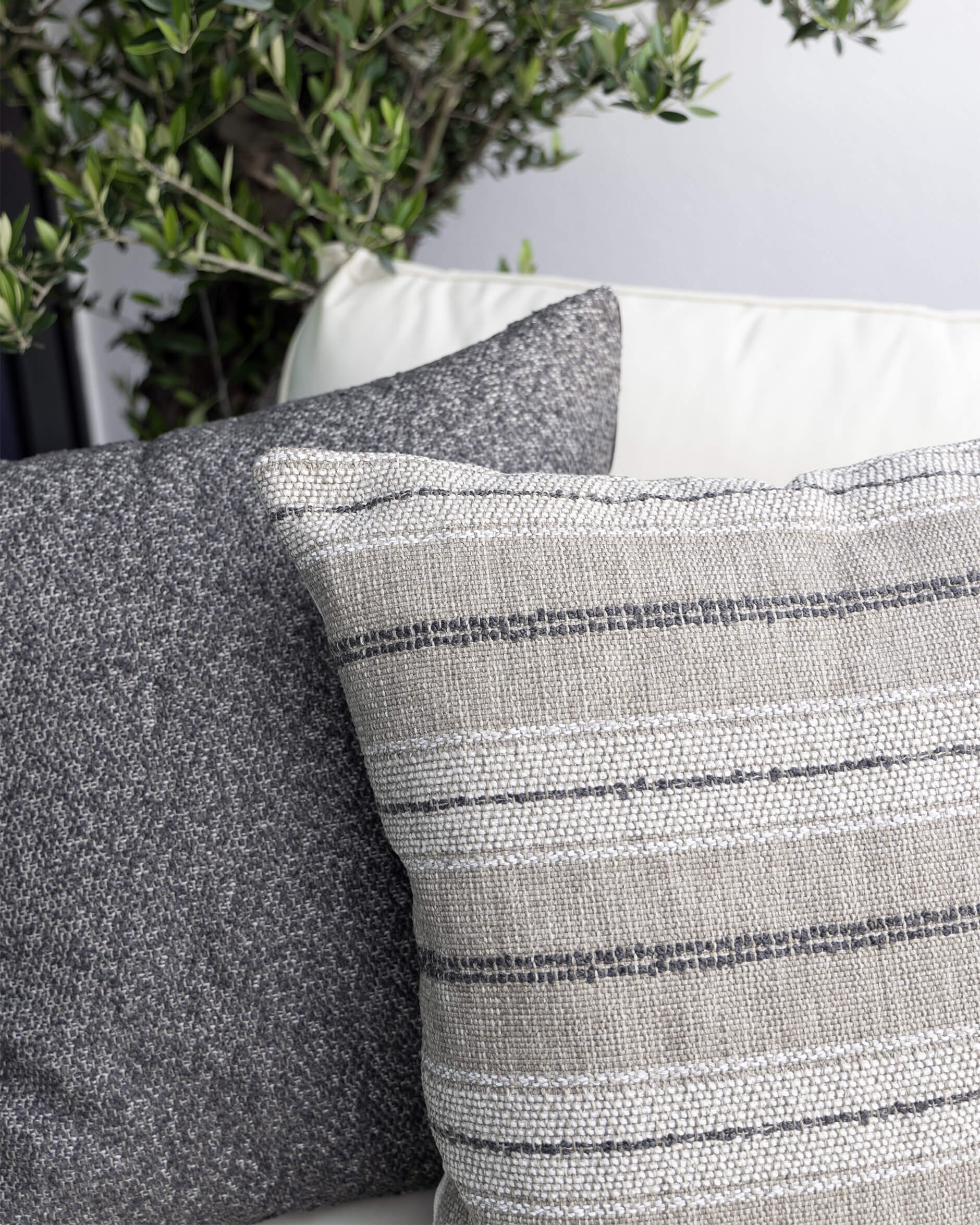 Nomad multi stripe kuddfodral linne