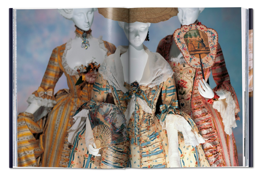 Fashion History From the 18th to the 20th Century A History from the 18th to the 20th Century 