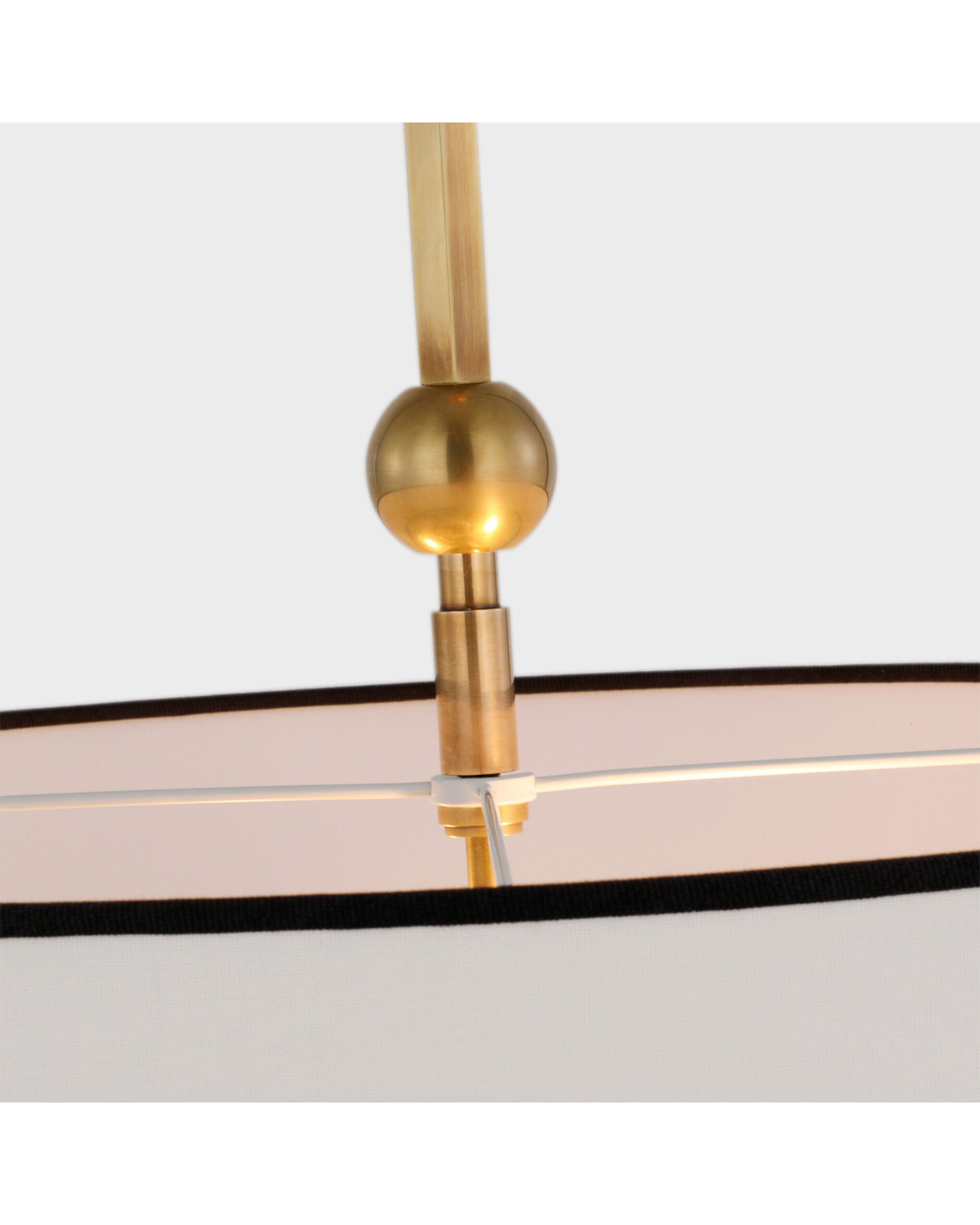 Reed taklampa antik mässing linne/svart