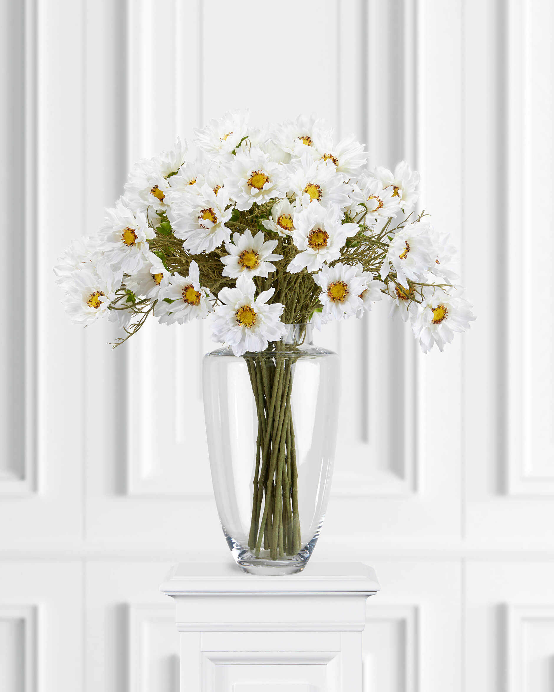 Rosenskära snittblomma vit