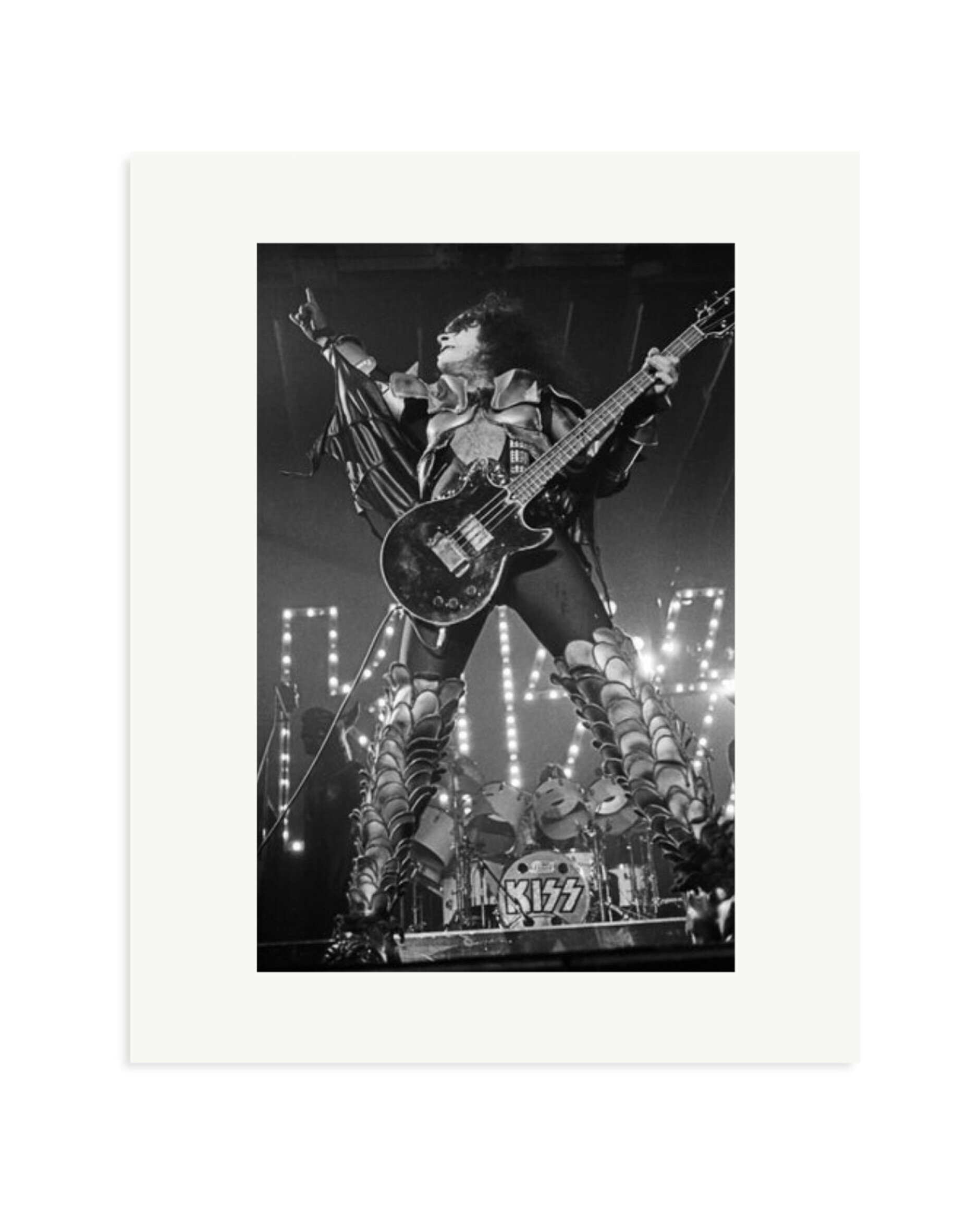 Simmons, 1976 Print Only / Medium