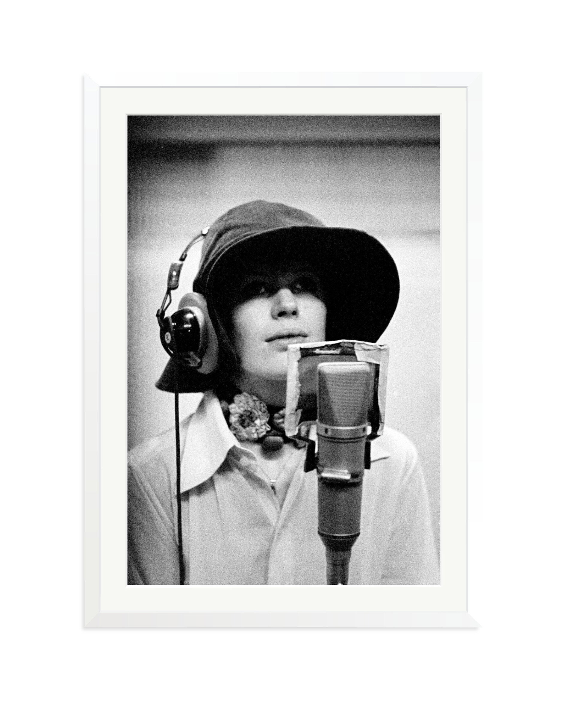 Marianne Faithfull in the Olympic Studio White / XXL