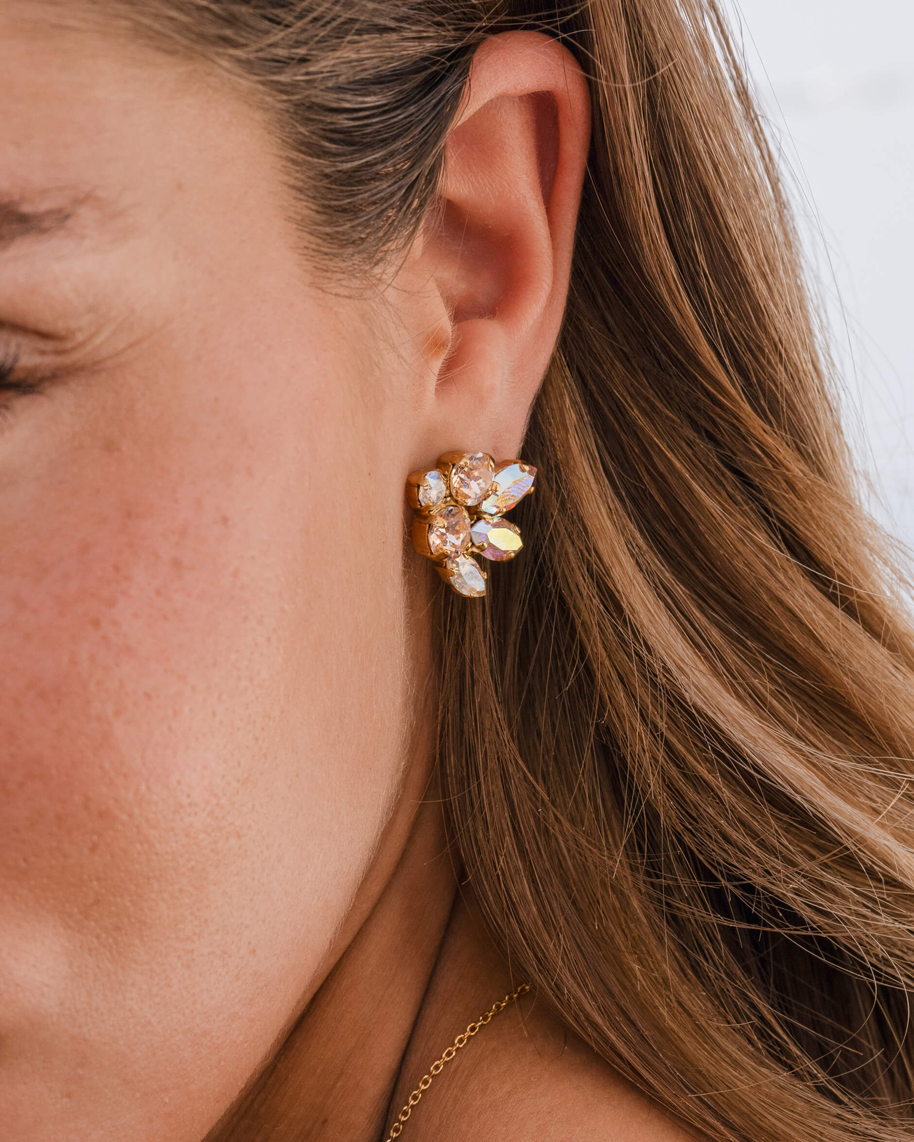 Cora earcuff örhängen aurore boreale