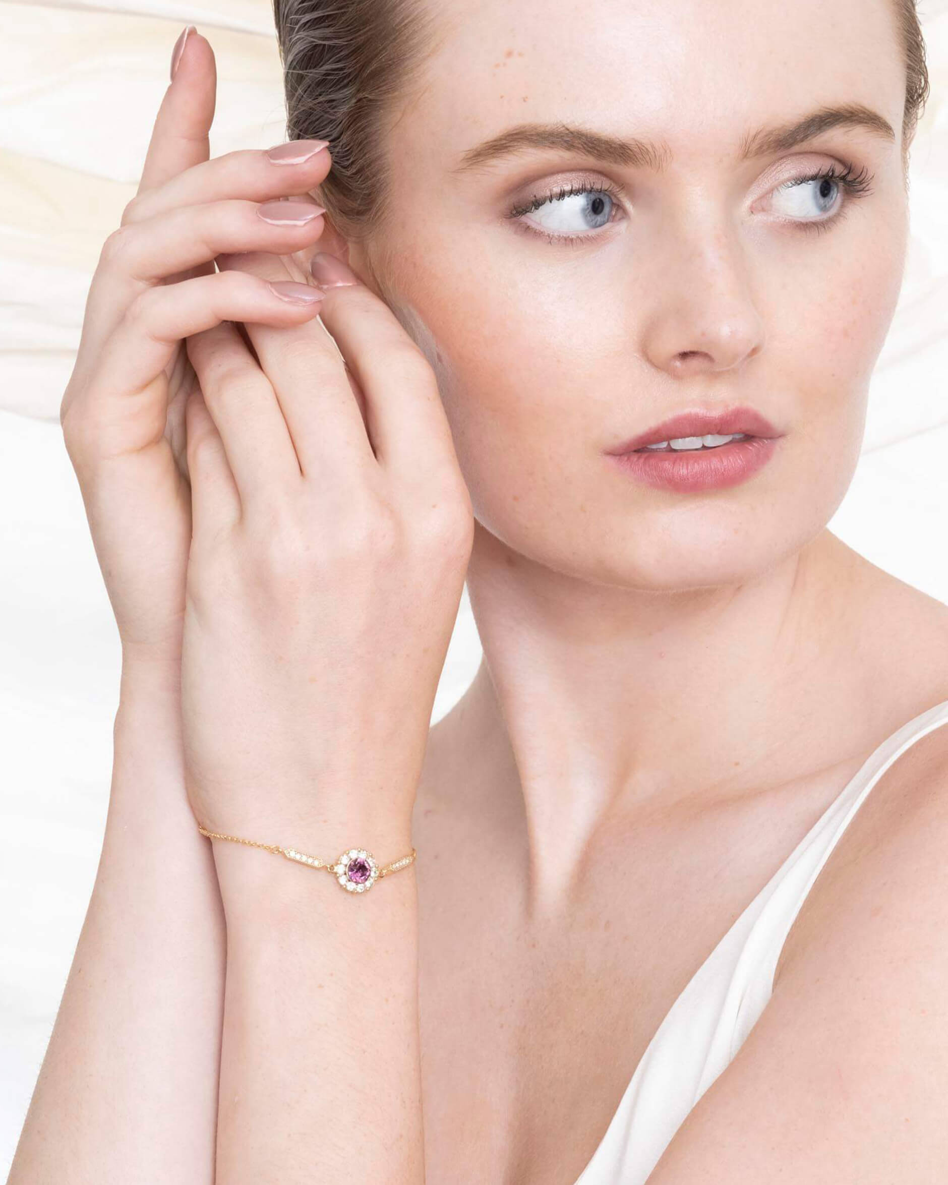 Miss Sofia rannekoru amethyst