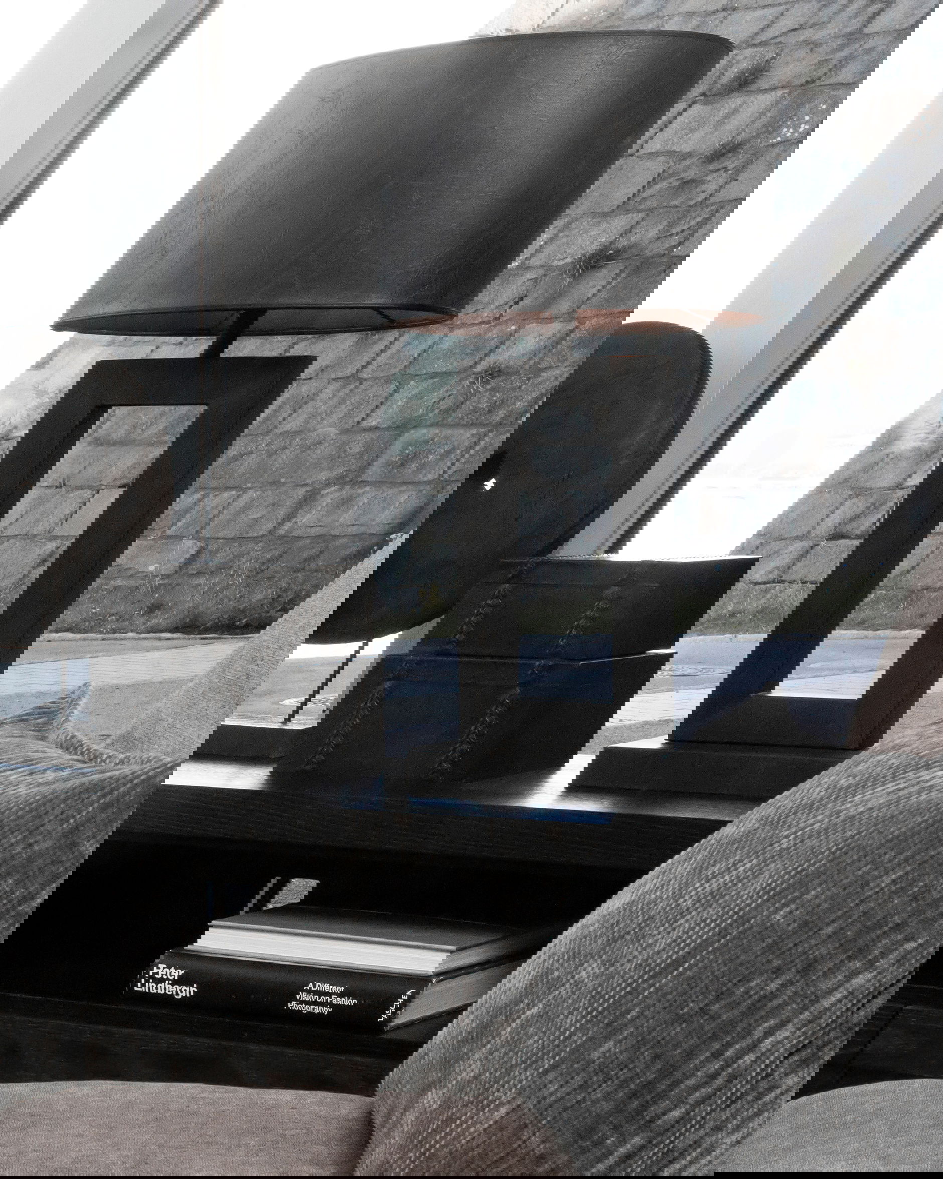 Arezzo-lampunjalka musta OUTLET