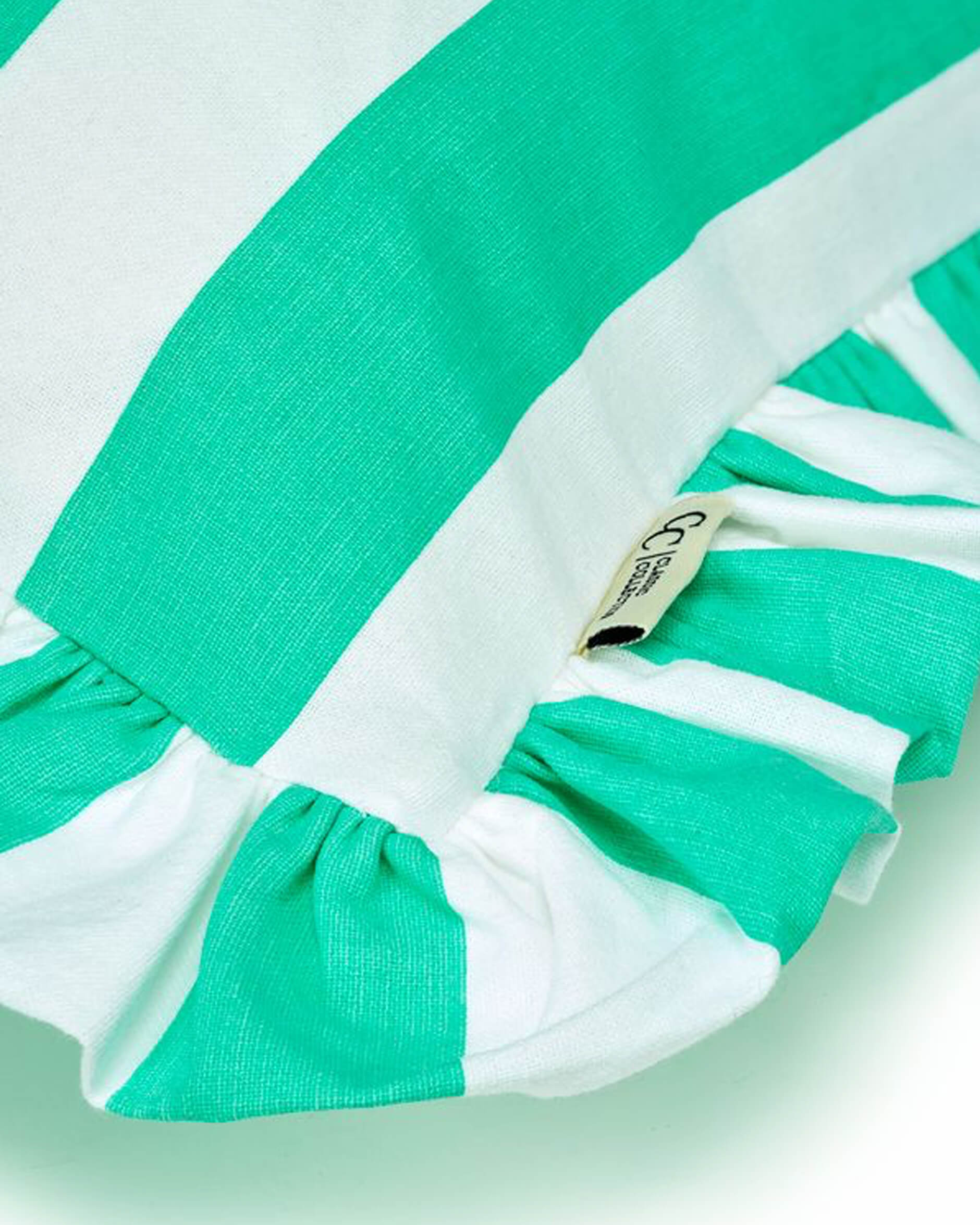 Ruffle Stripes kuddfodral sage