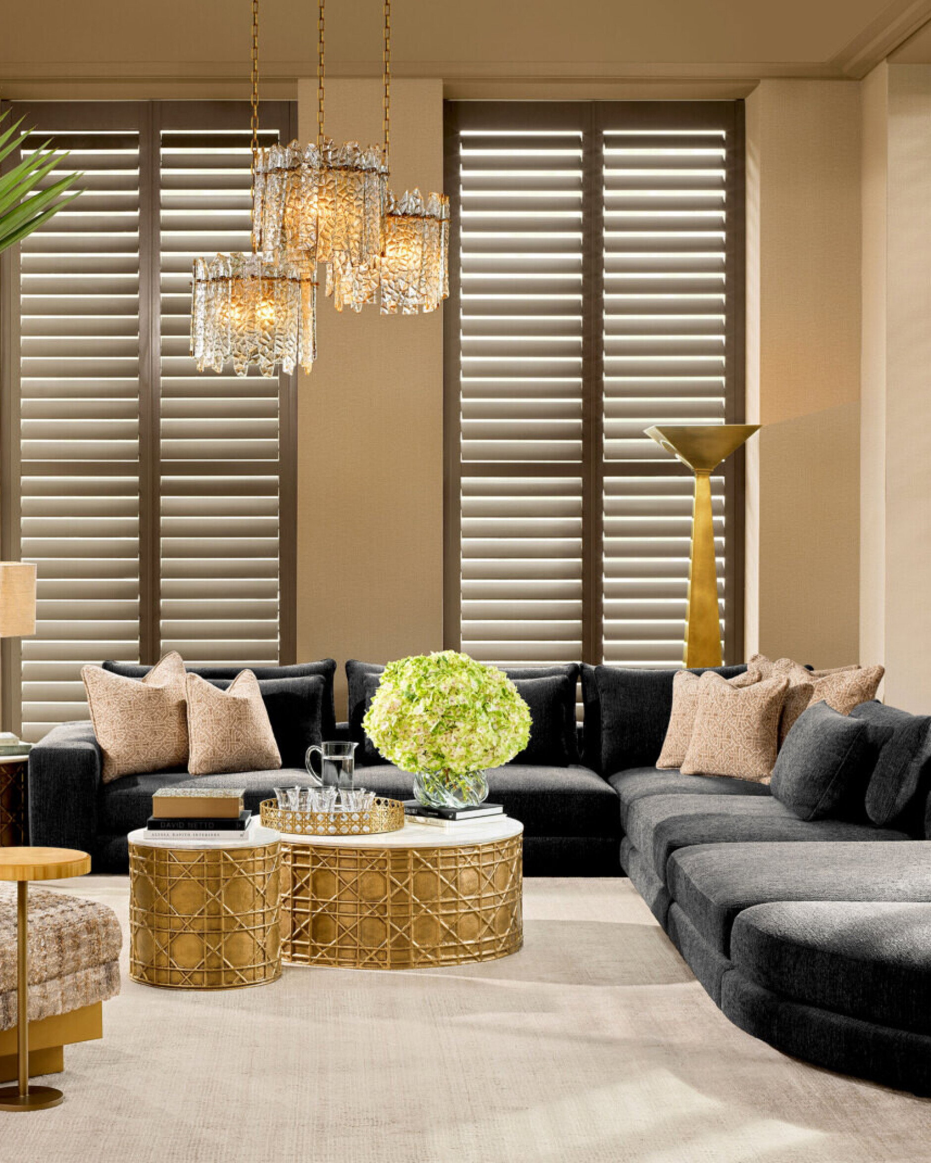 Frieze sierkussen frieze jacquard beige M