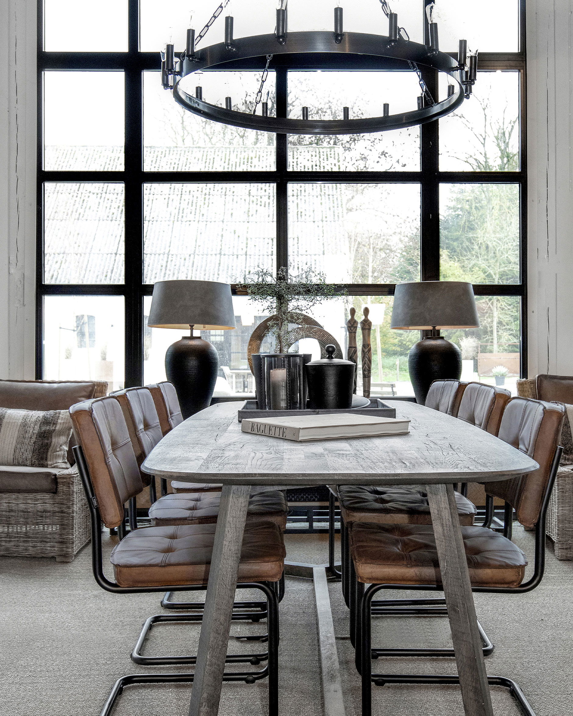 Cernobbio dekoration svart