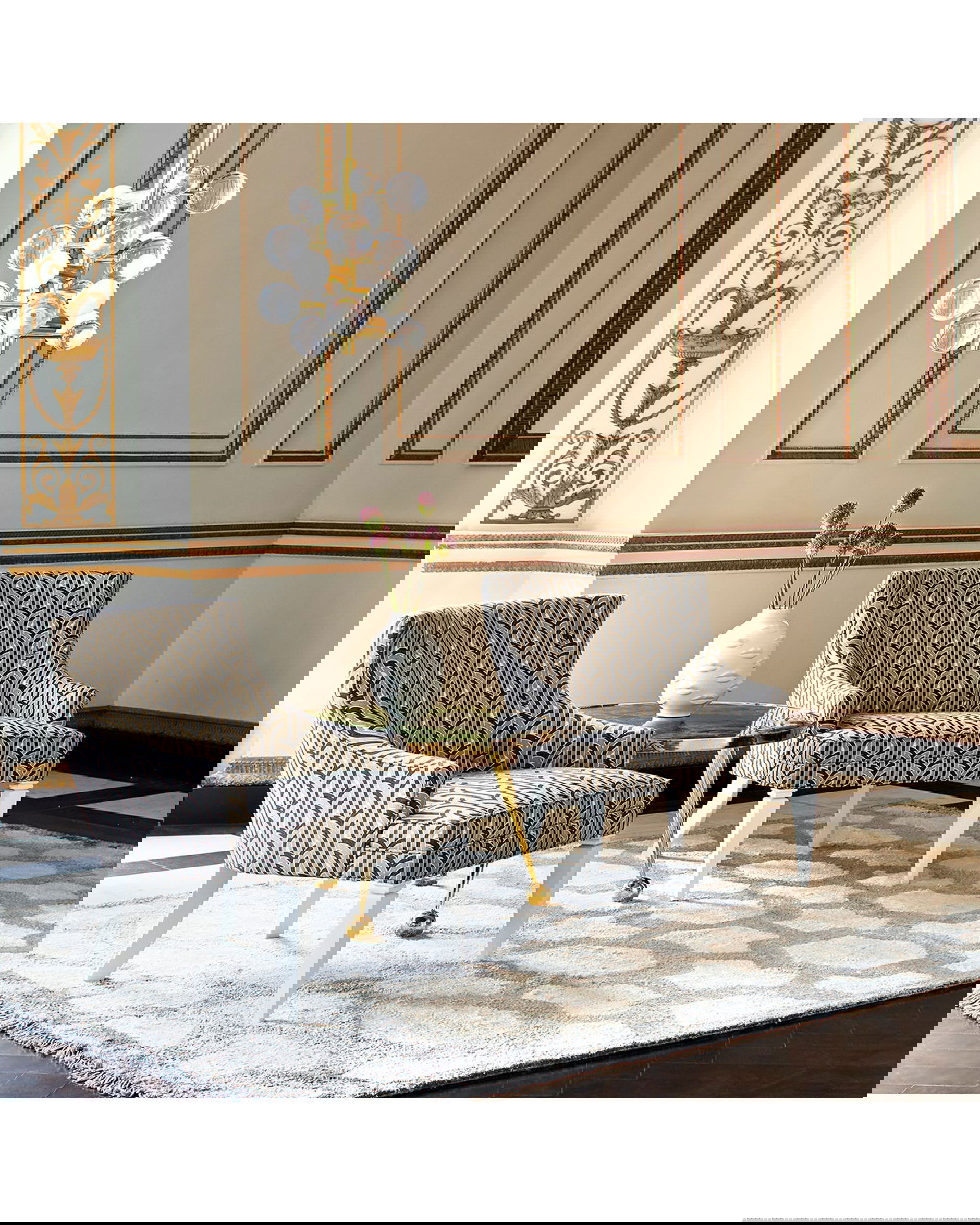 Globo taklampa mässing