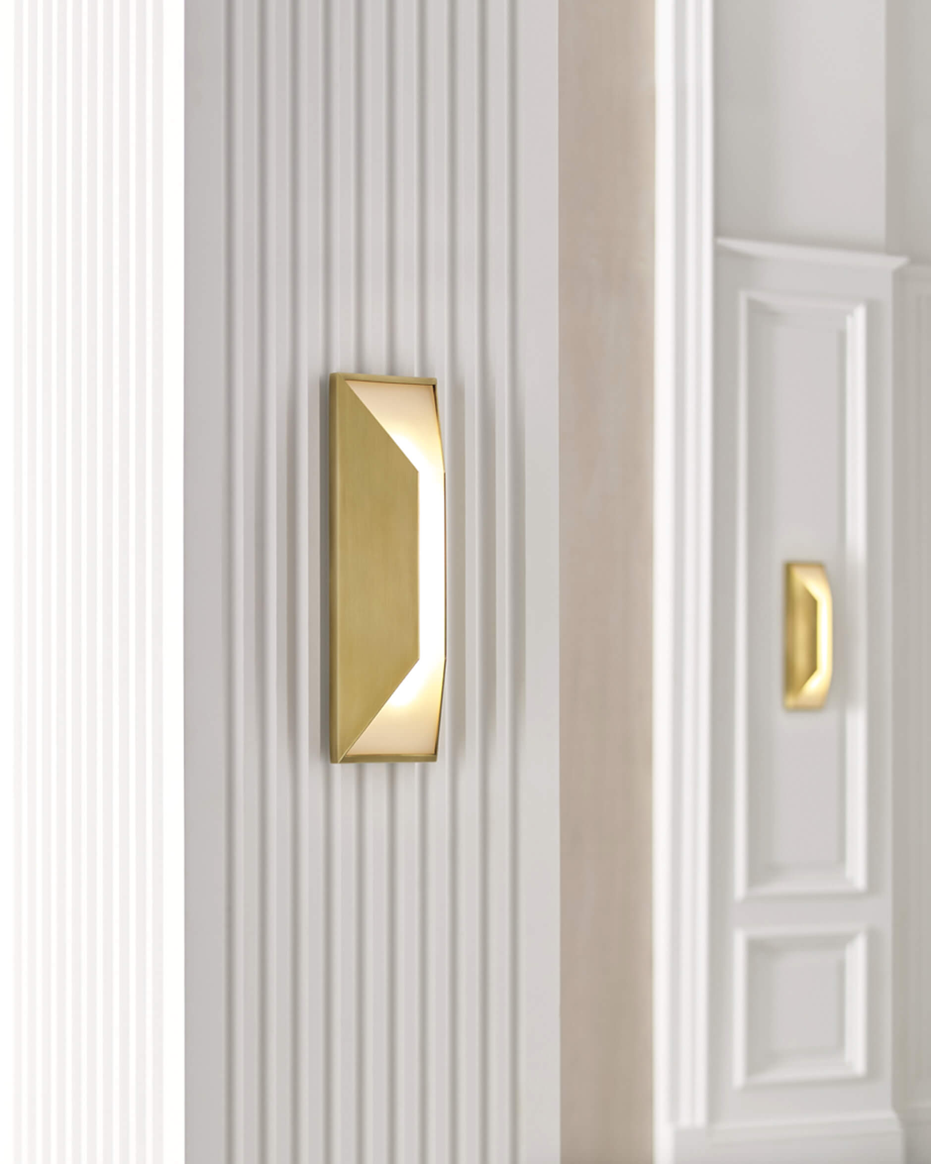 Stretto Sconce Antique Brass