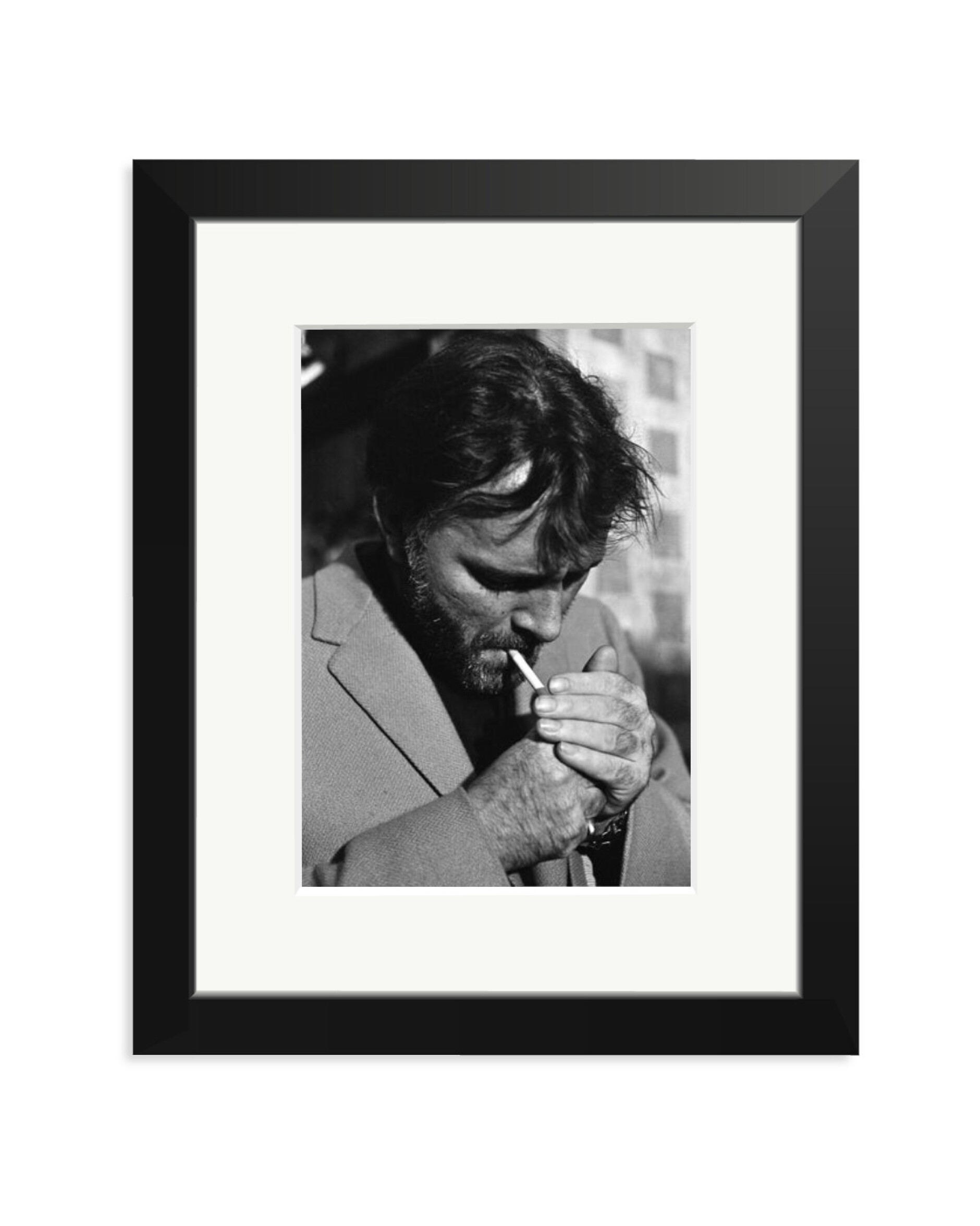 Burton lighting a cigarette Black / Small