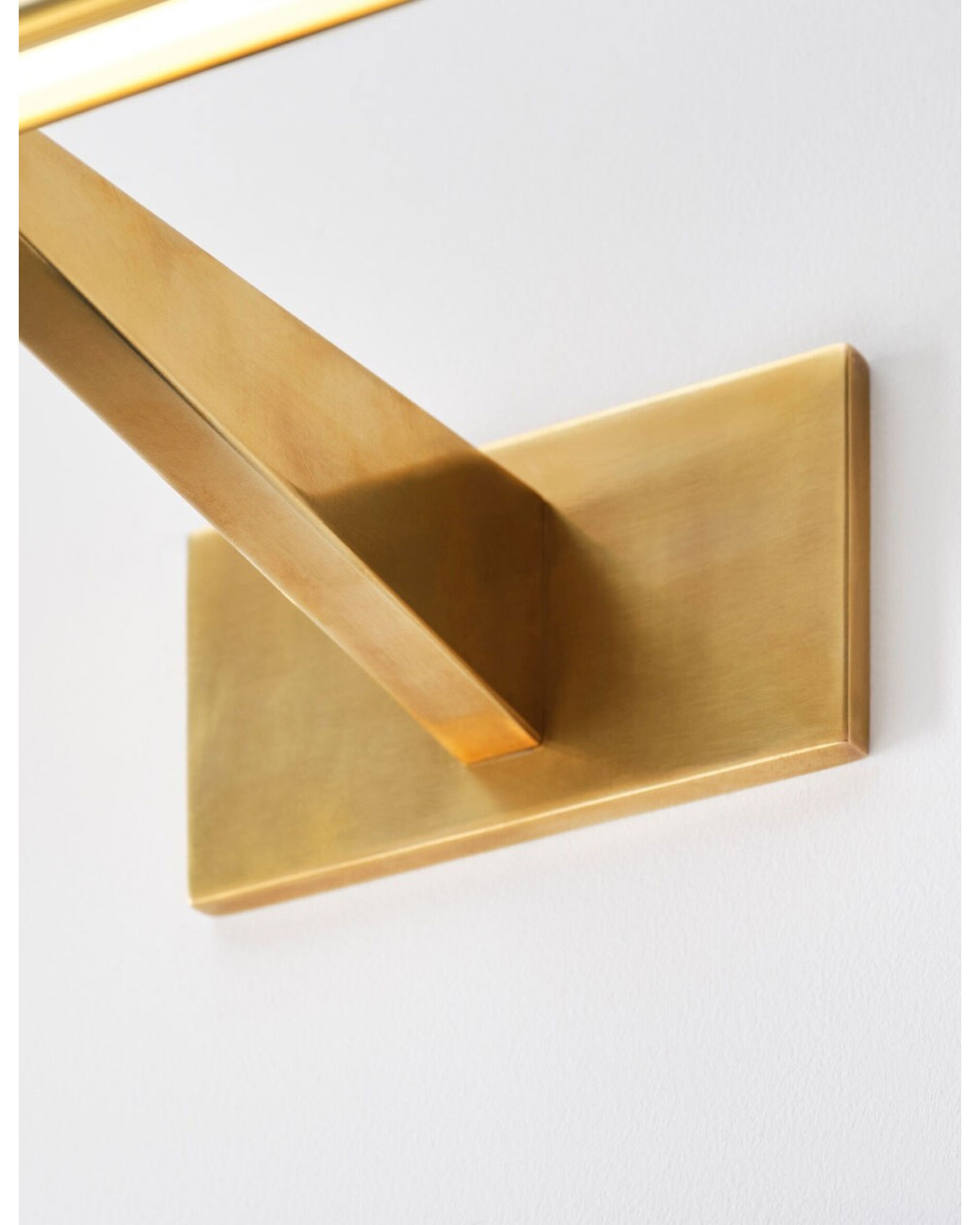 Petrel 18" Picture Light Antique Brass