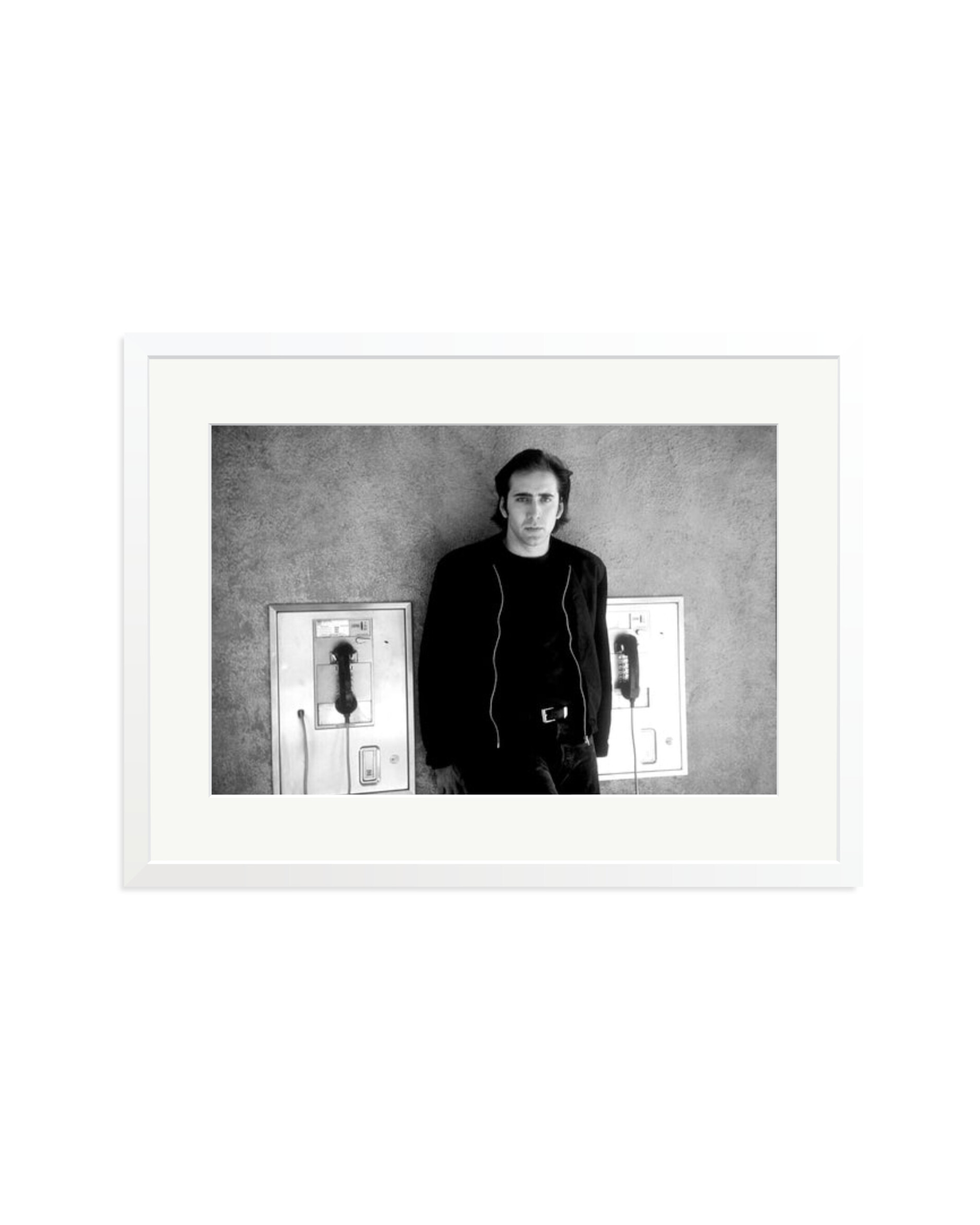 Cage at the Westwood Marquis Hotel White / XL
