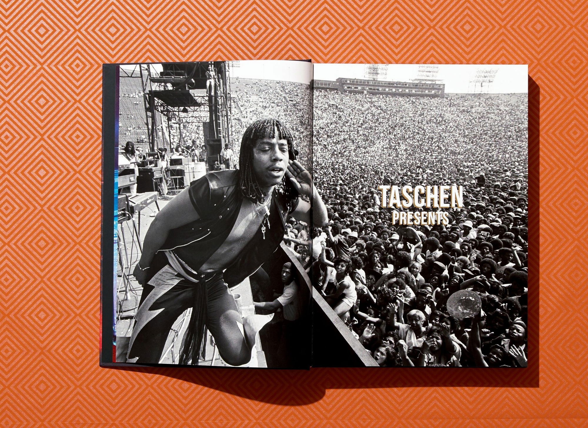 Bruce W. Talamon. Soul. R&B. Funk. Photographs 1972–1982, Art Edition