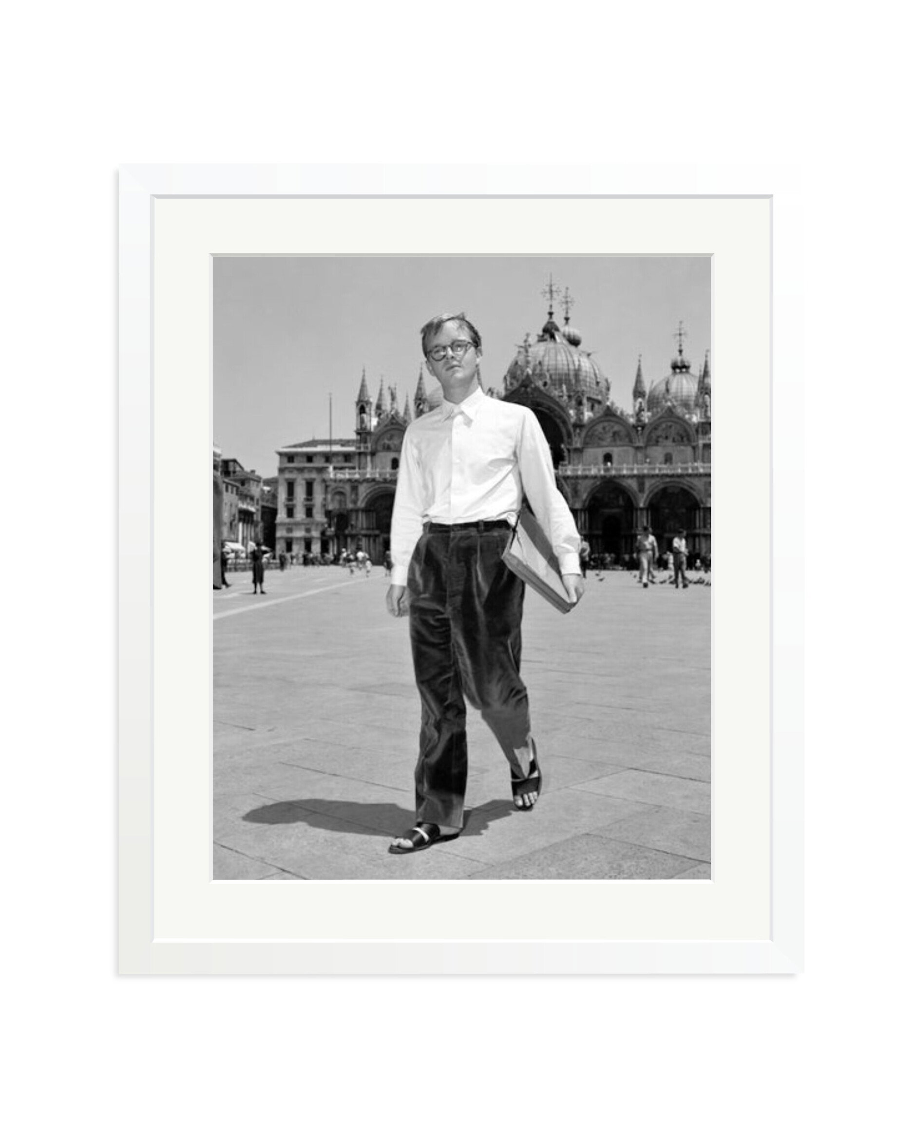 Walking in the Piazza San Marco White / Large