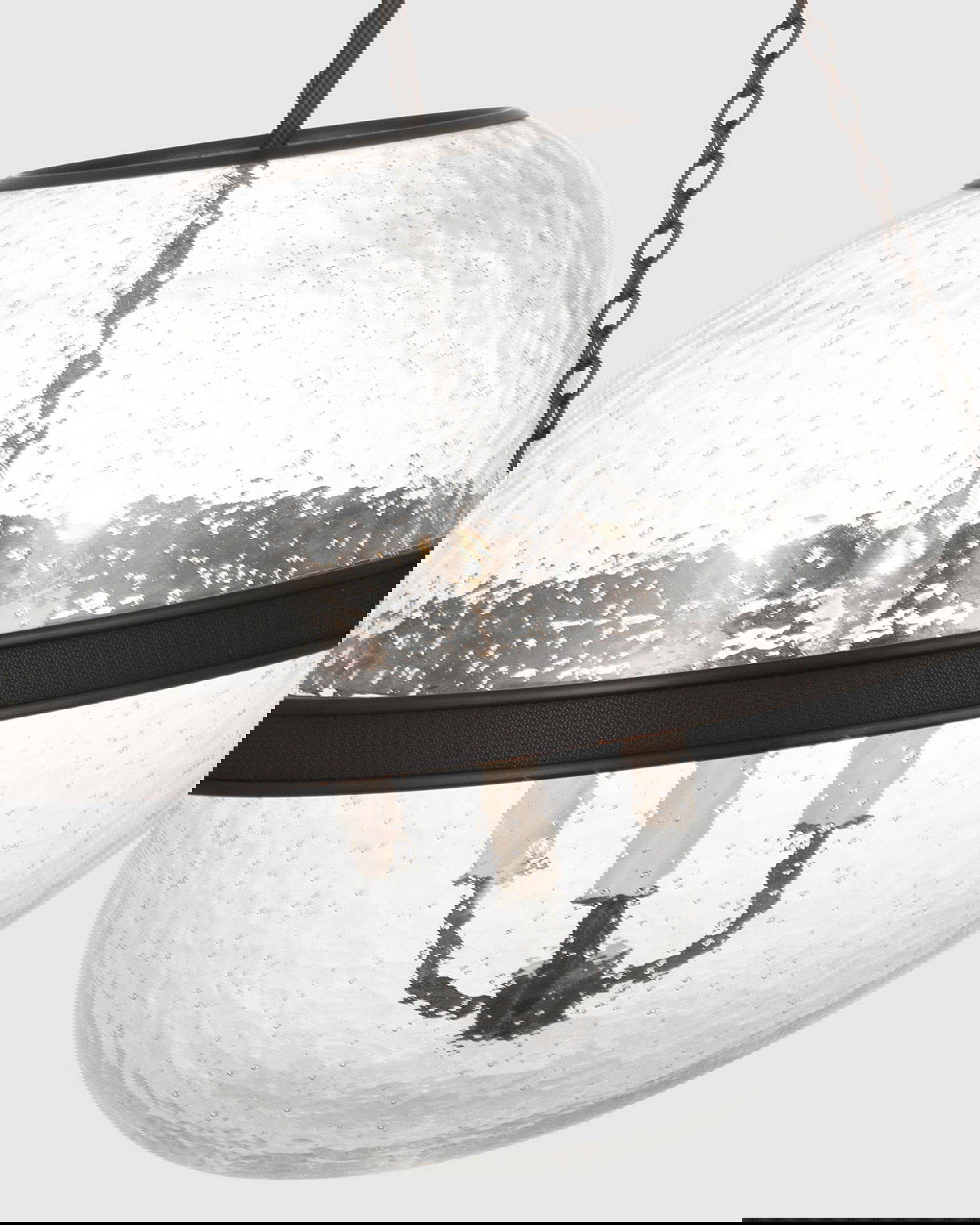 Reese 18" Globe takpendel brons